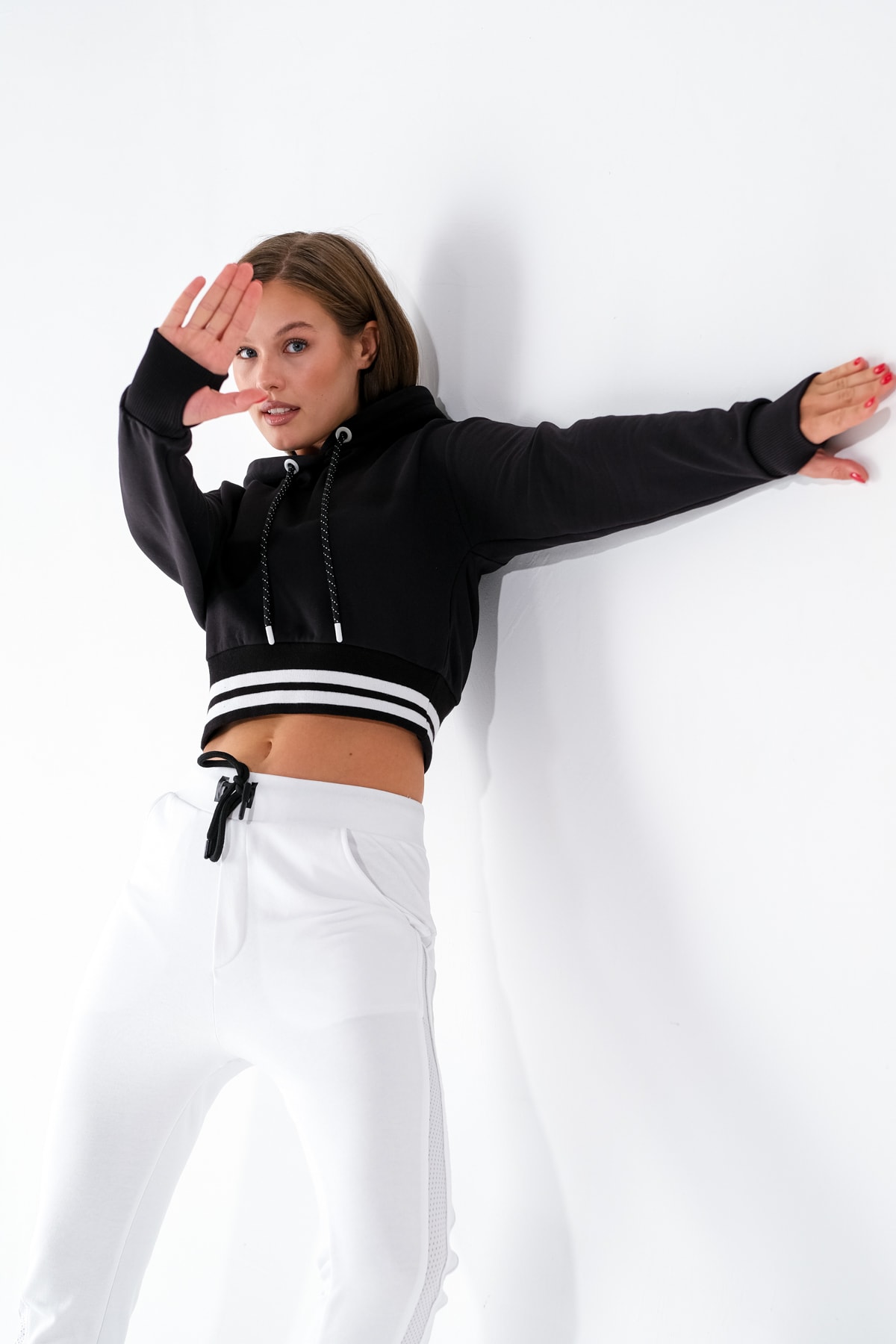 Kadın Kapüşonlu Crop Sweatshirt
