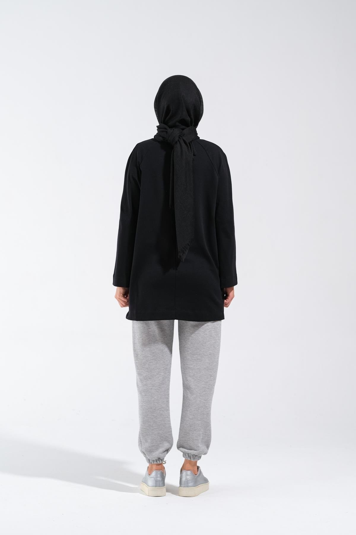 2255_Reglan Kollu Minimal Baskılı Basic Oversize Rahat Kalıp Tesettür Tunik