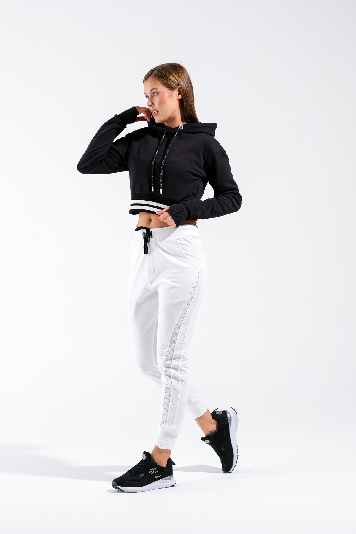 Kadın Kapüşonlu Crop Sweatshirt