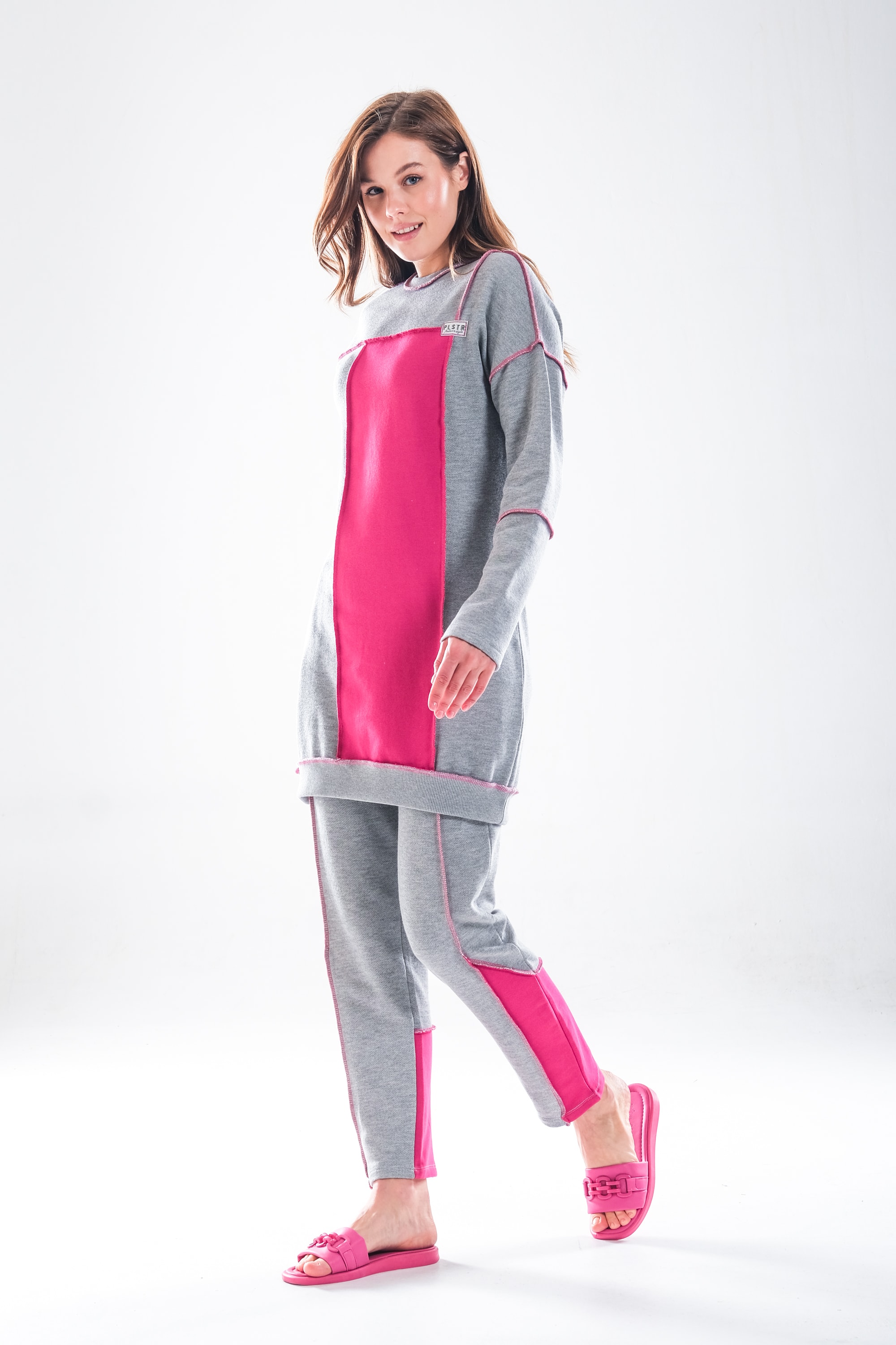 2277_Kadın Tesettür Homewear Eşofman Takım – Bisiklet Yaka Sweat, Dikiş Detaylı, Havuç Fit, FuşyaGri