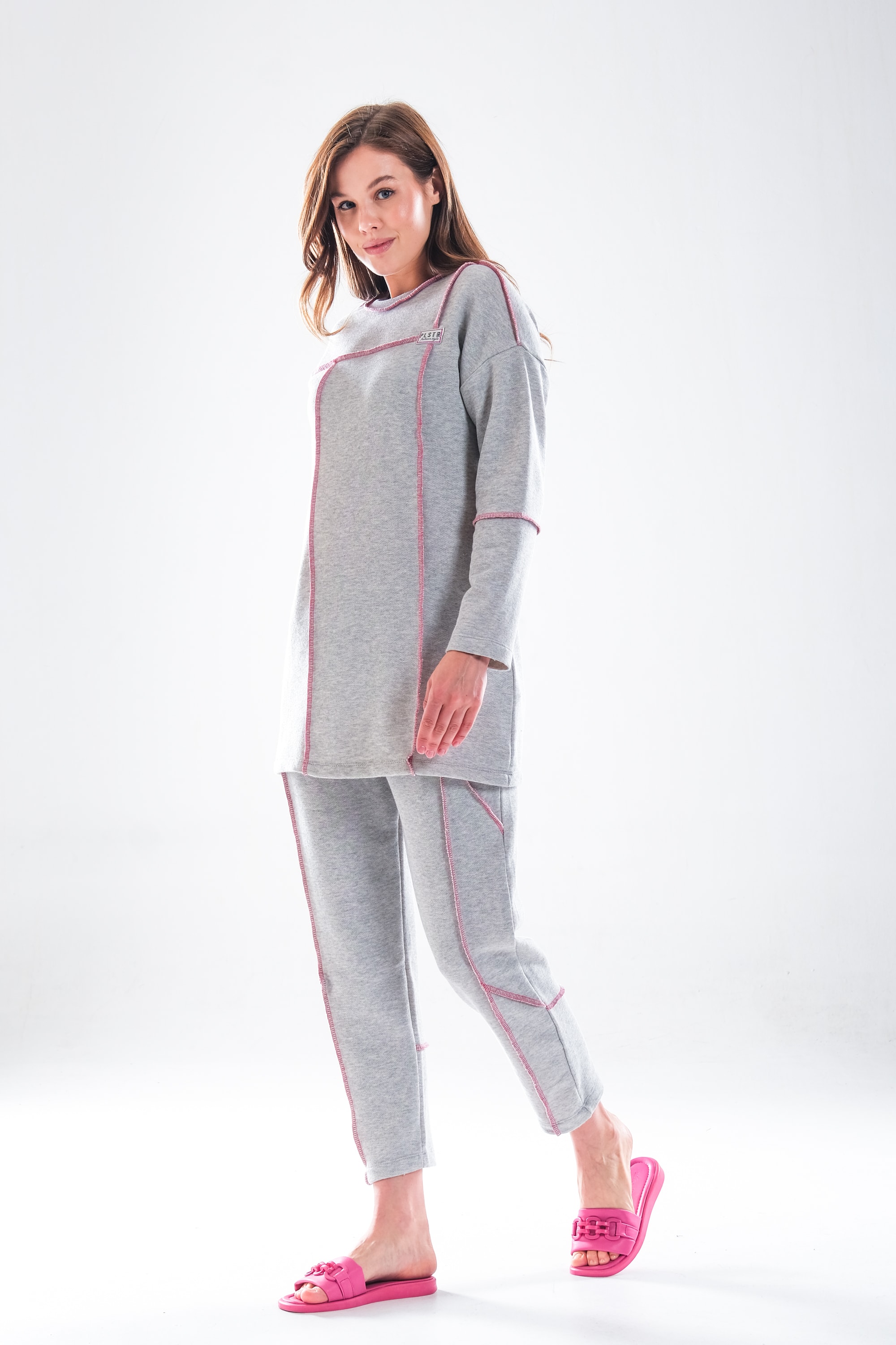 2278_Kadın Tesettür Homewear Eşofman Takımı – Bisiklet Yaka Sweat, Dikiş Detaylı, Havuç Fit Alt, 85 cm Tunik Boy