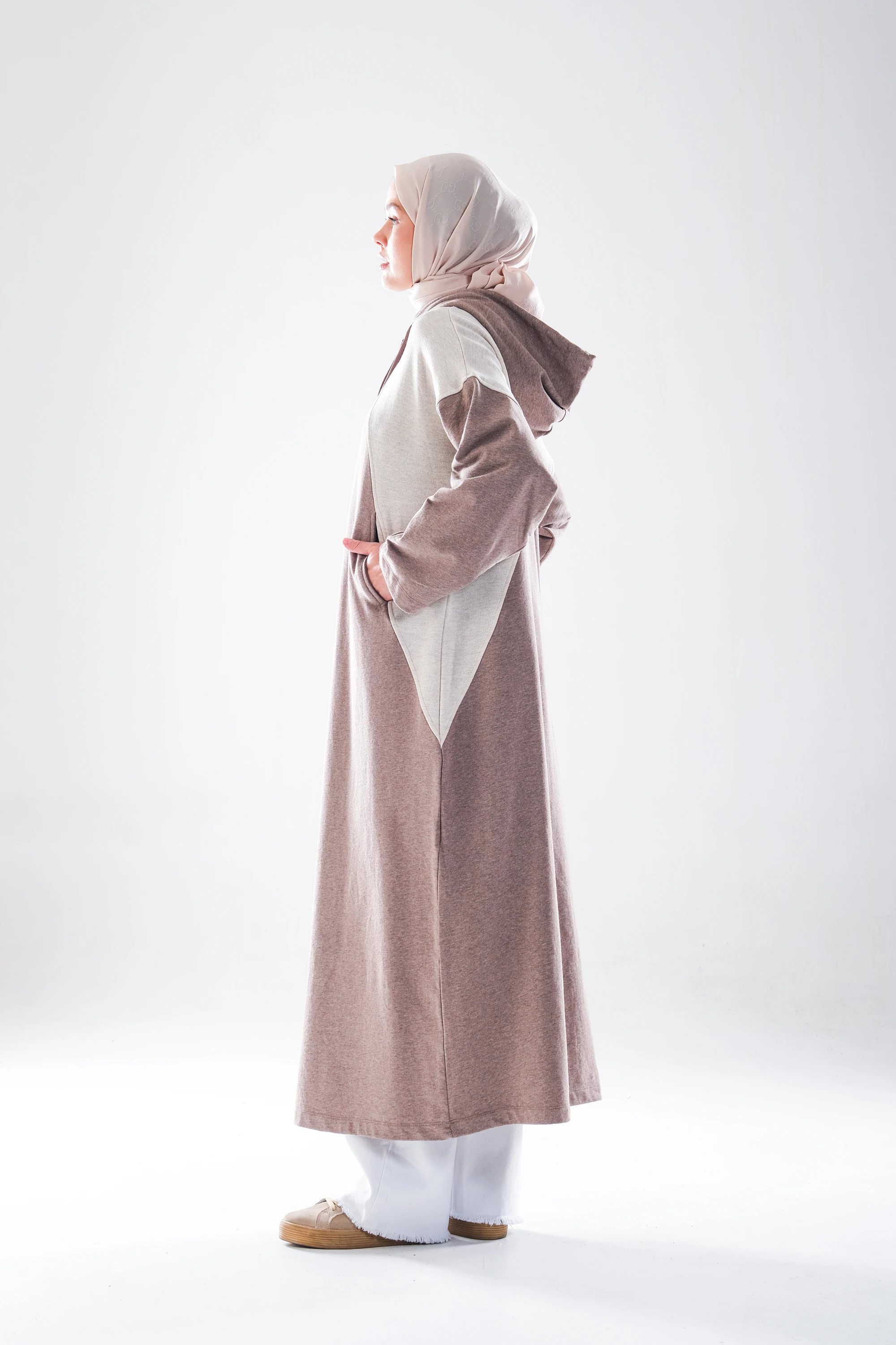 2275_Kadın Spor Oversize Kapüşonlu Çıtçıtlı 3 İplik Uzun Kap – Mevsimlik Tesettür Pardesü