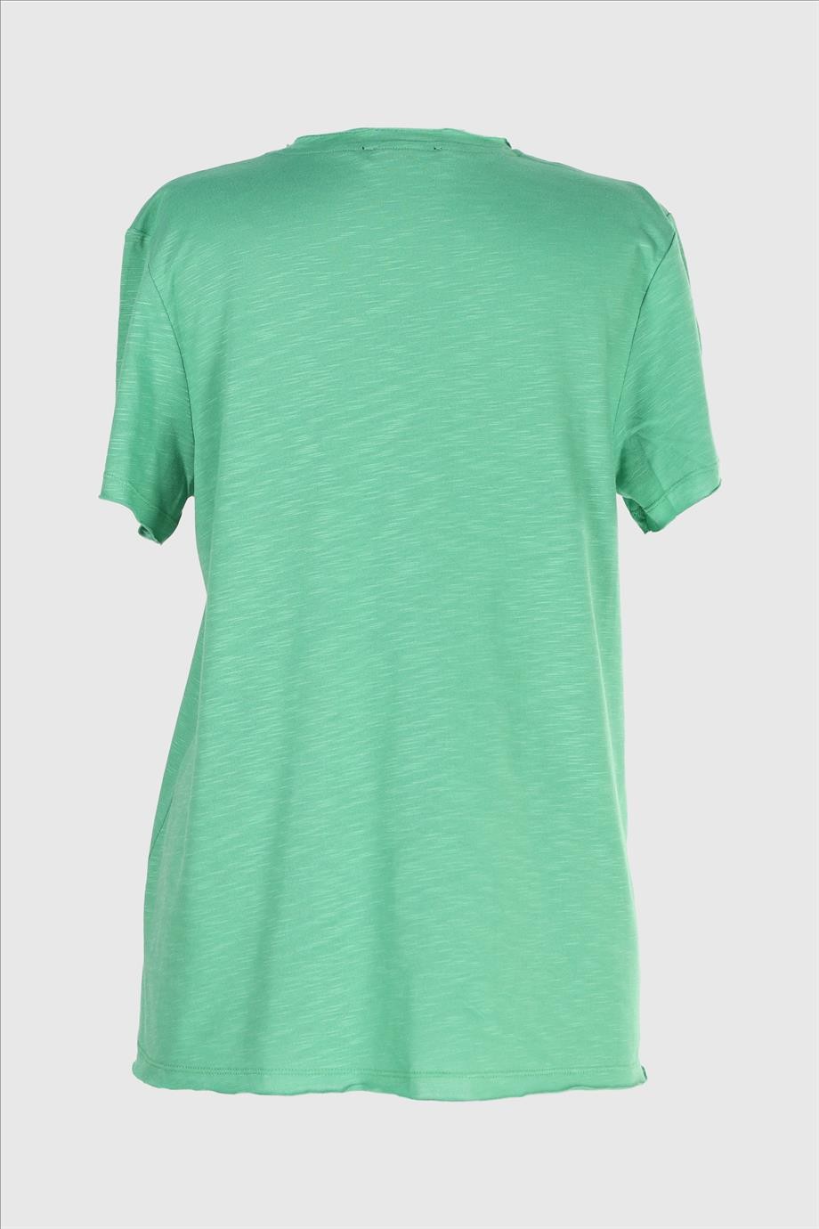 2093_Baskılı V Yaka Kısa Kollu T-shirt