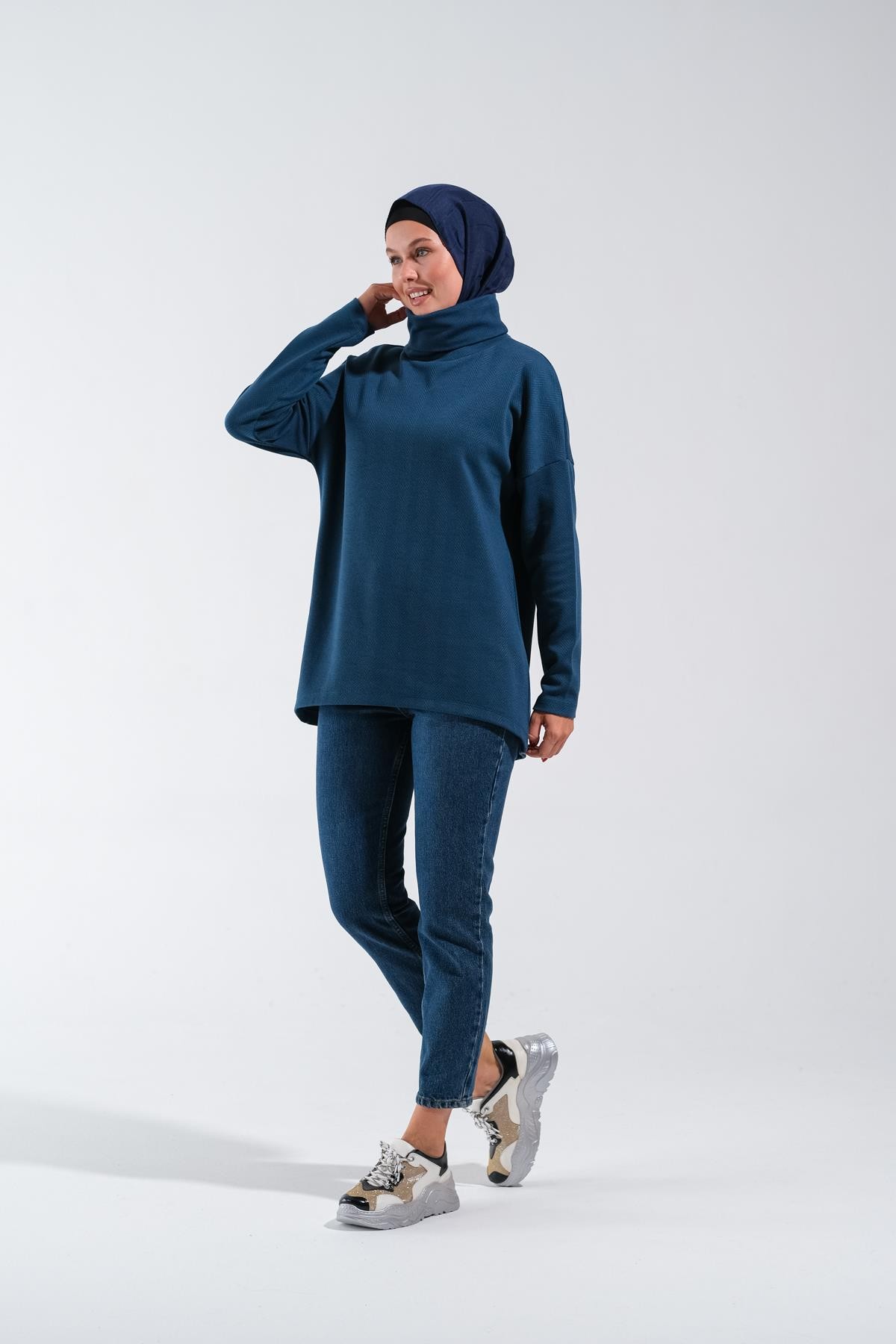 2249_Geniş Yüksek Yakalı Tunik