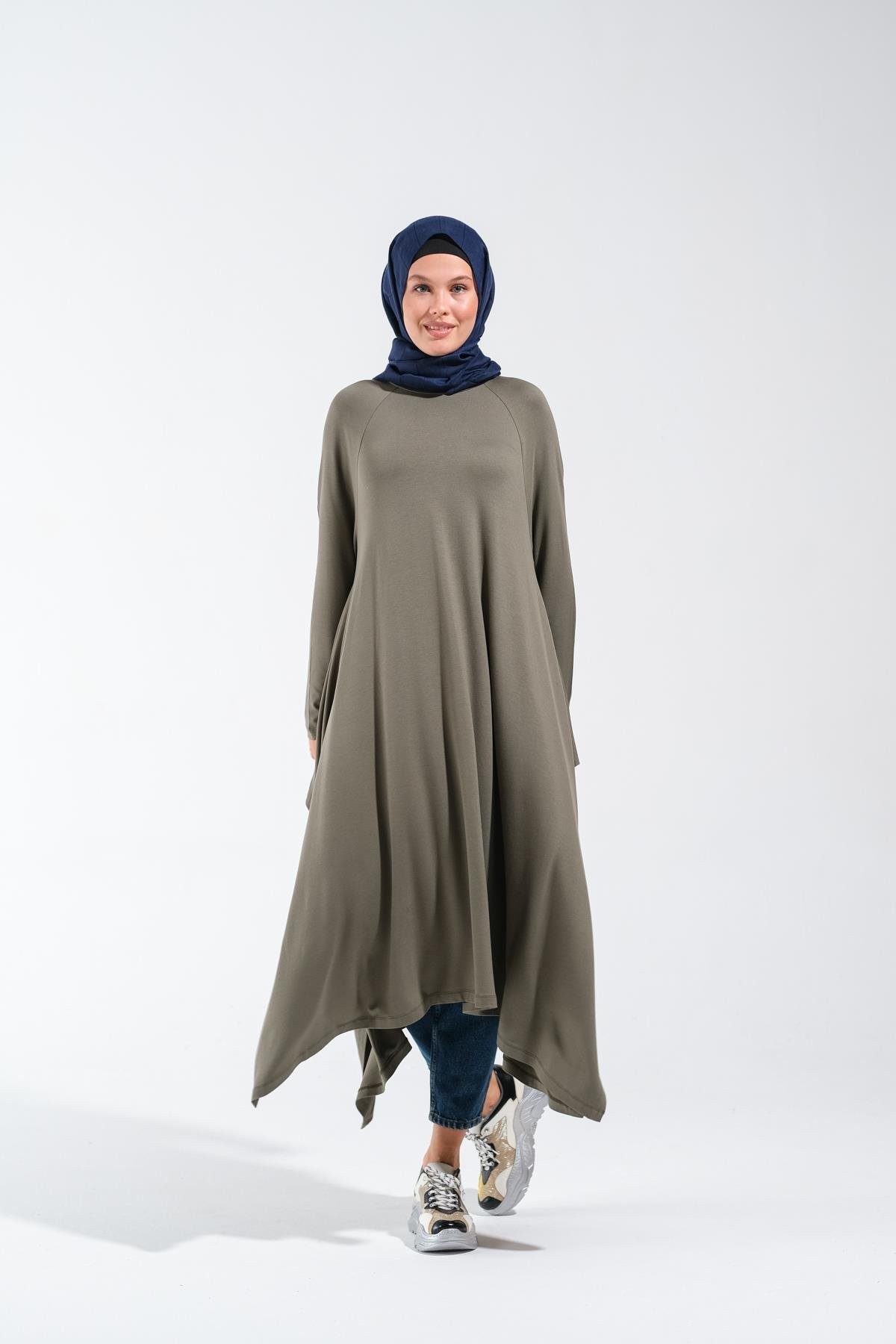 1220_Asimetrik Kesim Plistre Tesettür Tunik