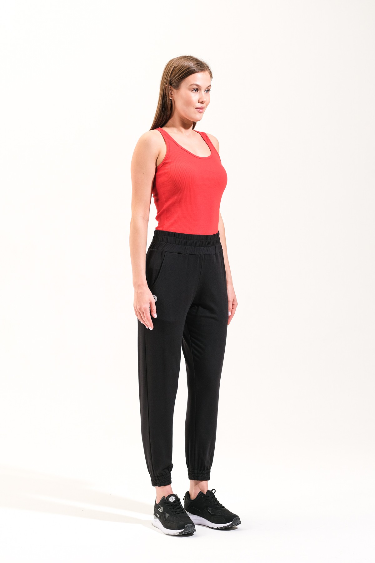 725909_ Kadın Cepli Bel ve Paça Lastikli Modal Jogger Pantolonu