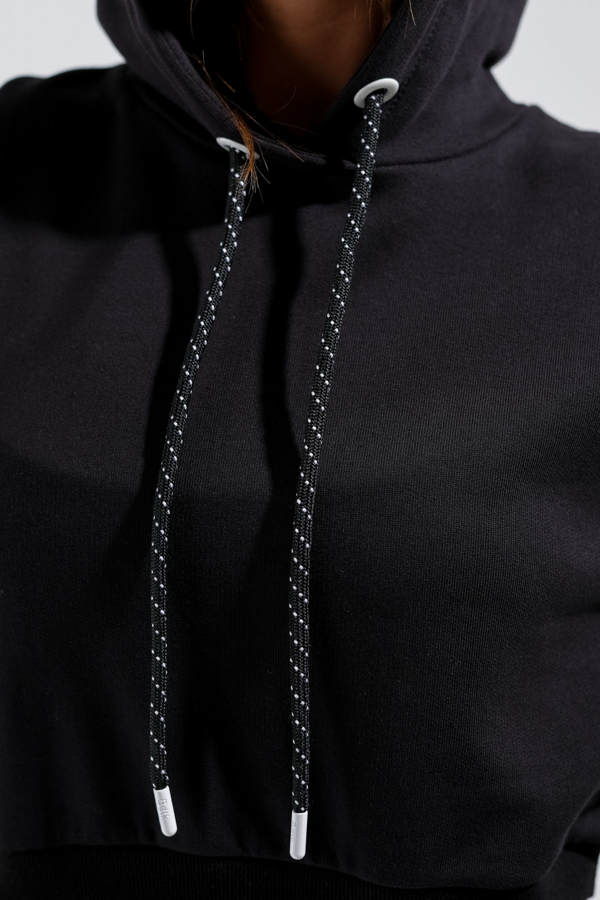 Kadın Kapüşonlu Crop Sweatshirt
