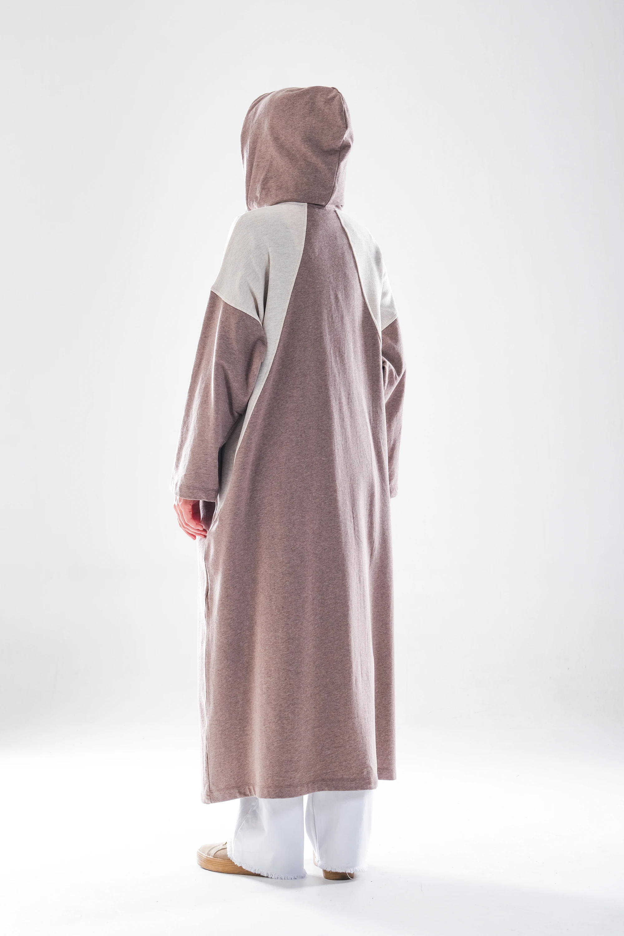 2275_Kadın Spor Oversize Kapüşonlu Çıtçıtlı 3 İplik Uzun Kap – Mevsimlik Tesettür Pardesü