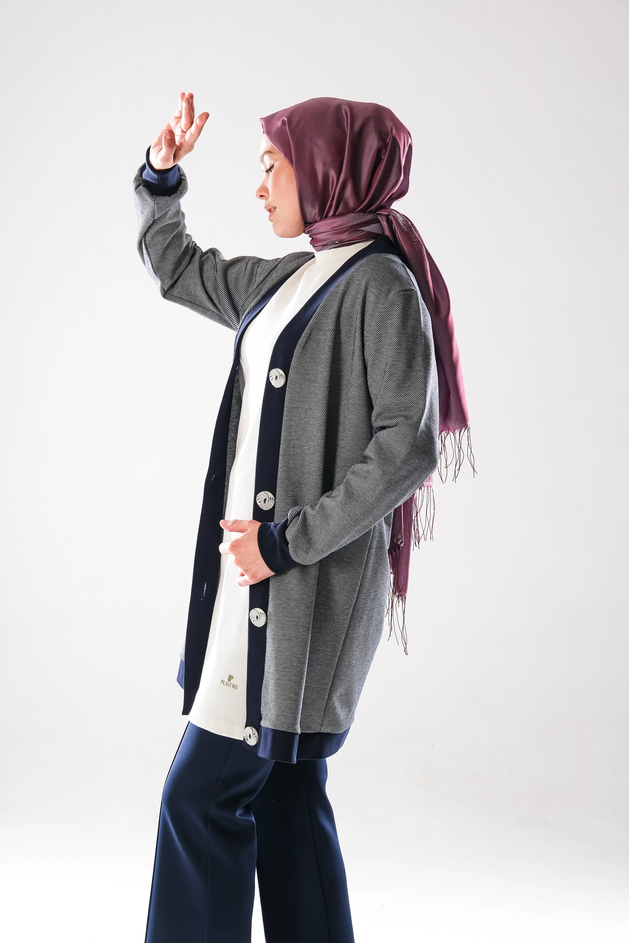 2294_Kadın Büyük Düğme Detaylı, Tesettür Tunik boy Hırka- Dört Mevsim, Diyagonel, Ottoman, Lacivert