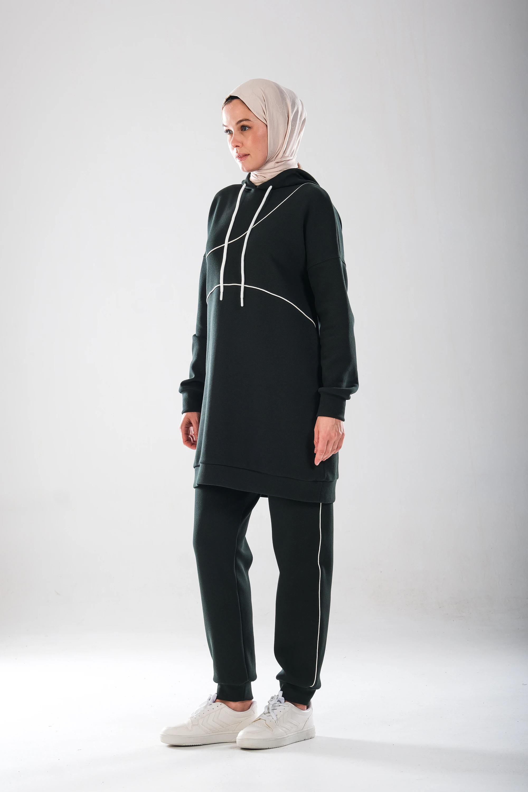 2300_Kapüşonlu Ara Biye Detaylı Cepli Pamuk Likralı Eşofman Takım -Double face Sezonluk İkili Takım