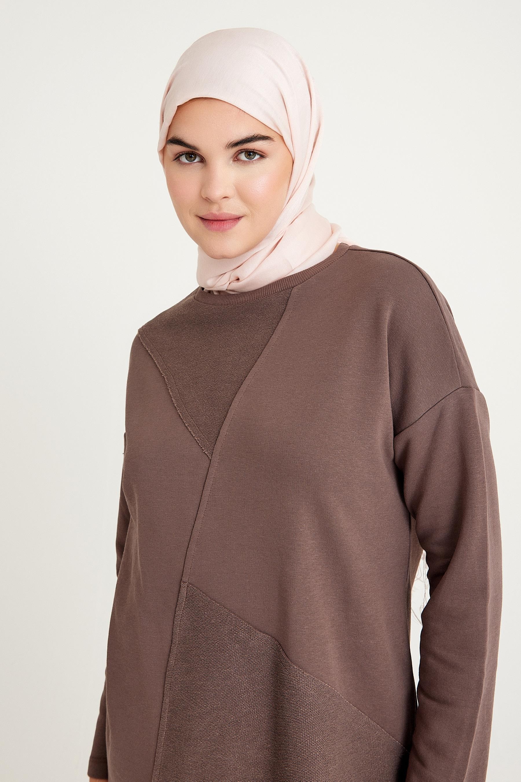 2228_Dikiş Detaylı Oversize Eşofman Tesettür Takım