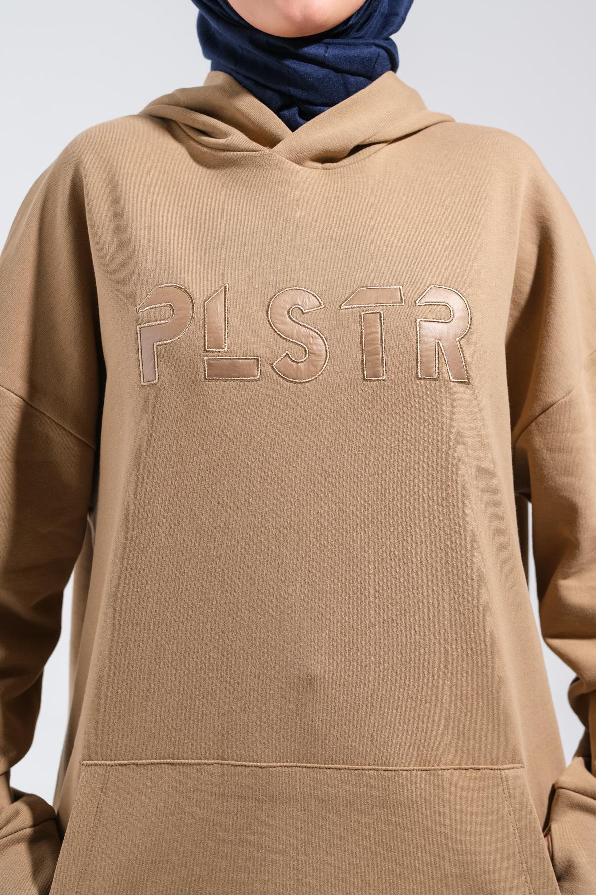 1596_Plistre Nakışlı Oversize Tesettür Sweatshirt Uzun ve Büyük Kalıp