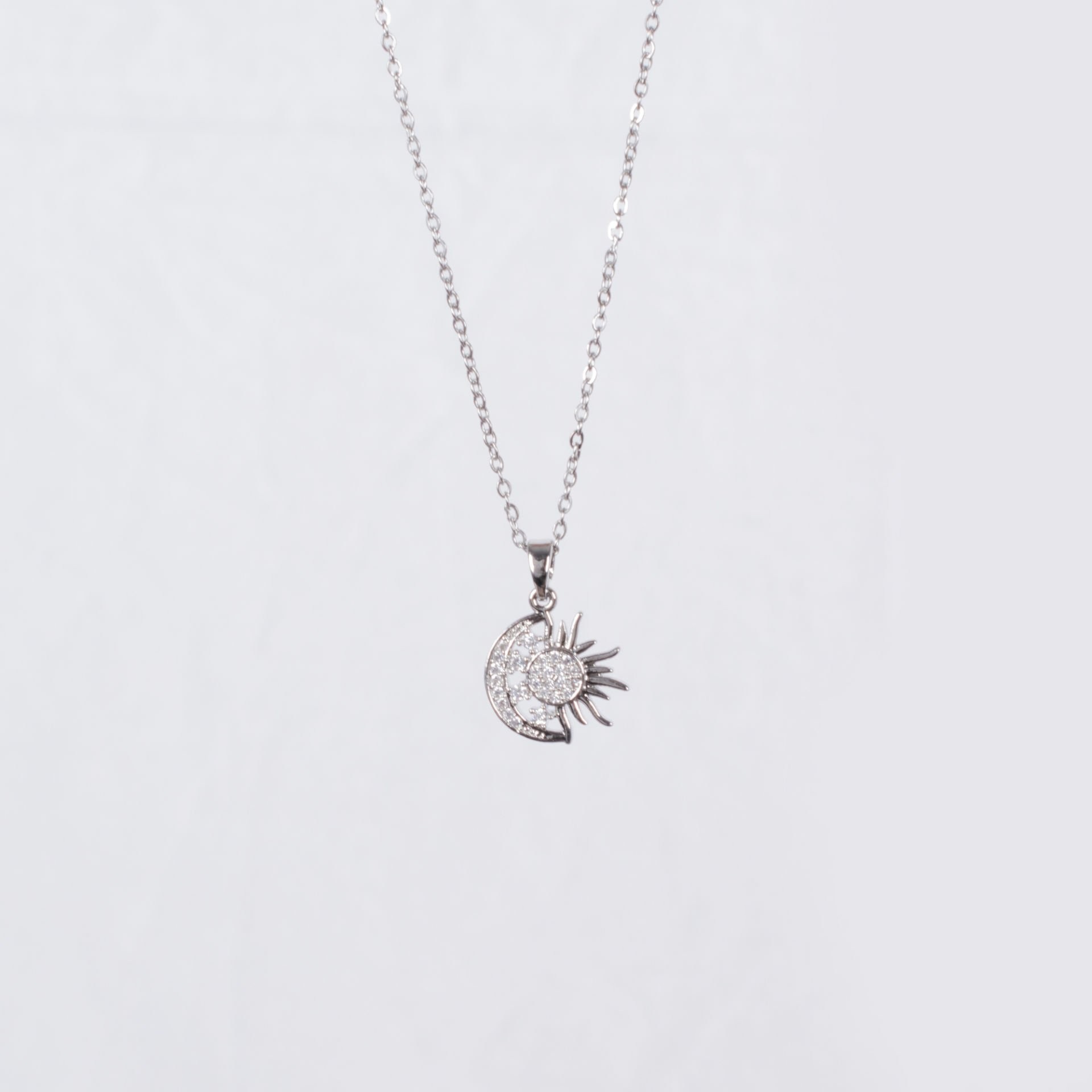 Nur Silver Ay Güneş Çelik Kolye NUR-CL00412