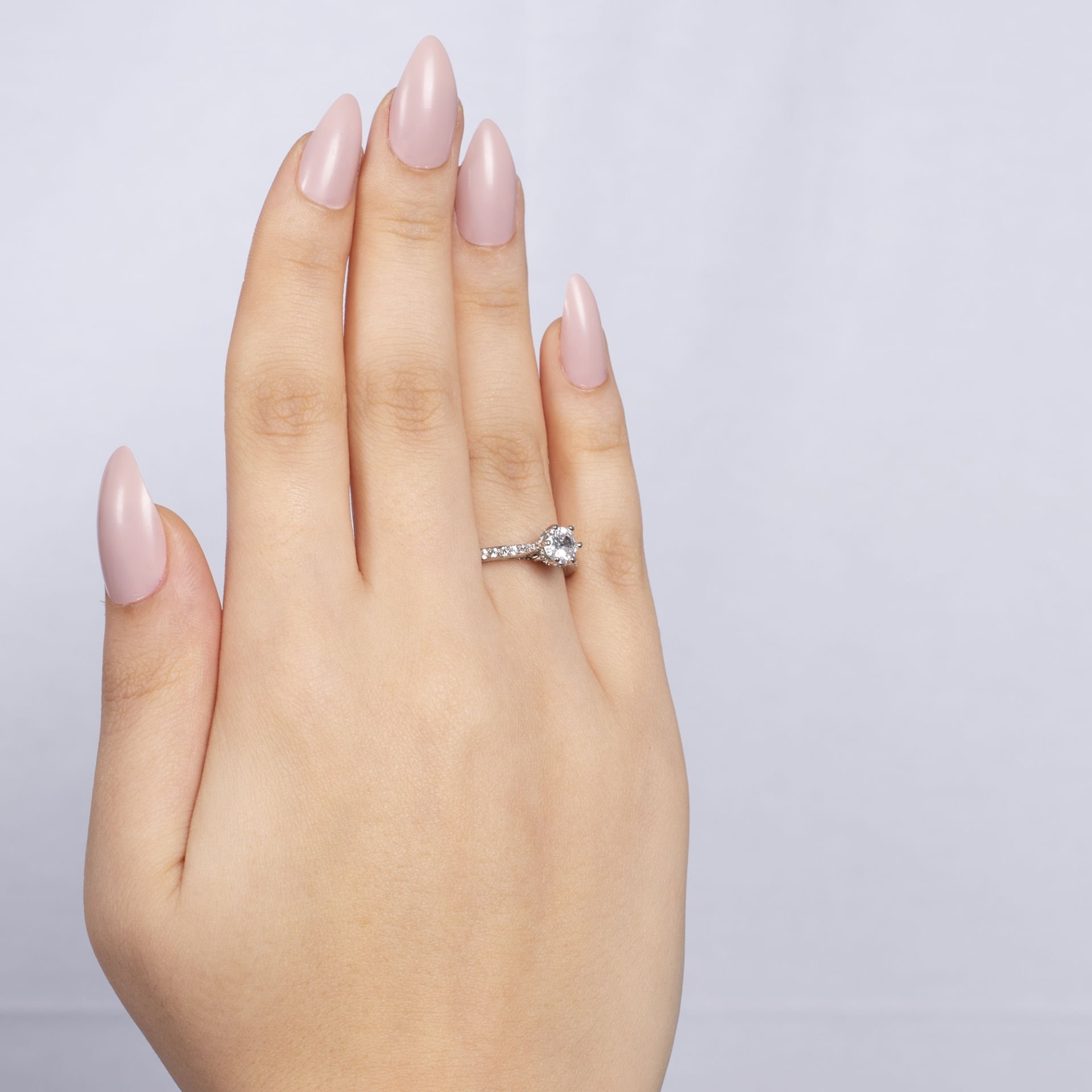Nur Silver İşlemeli Tektaş Gümüş Yüzük NUR-YK00269