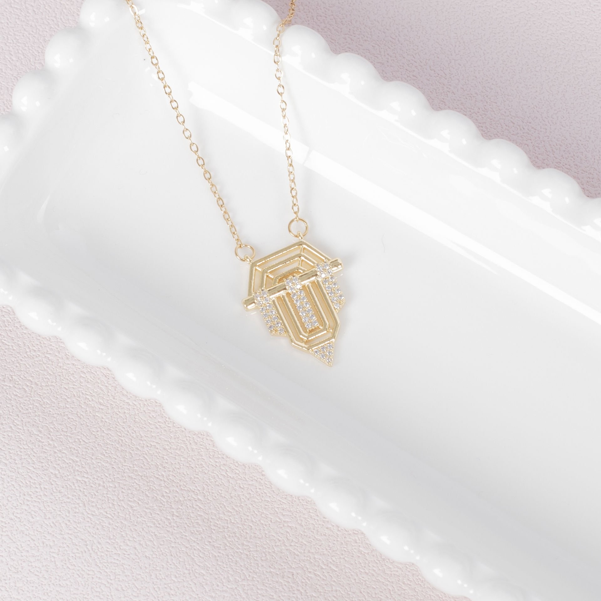 Nur Silver Rozet Gold Çelik Kolye NUR-CL00383