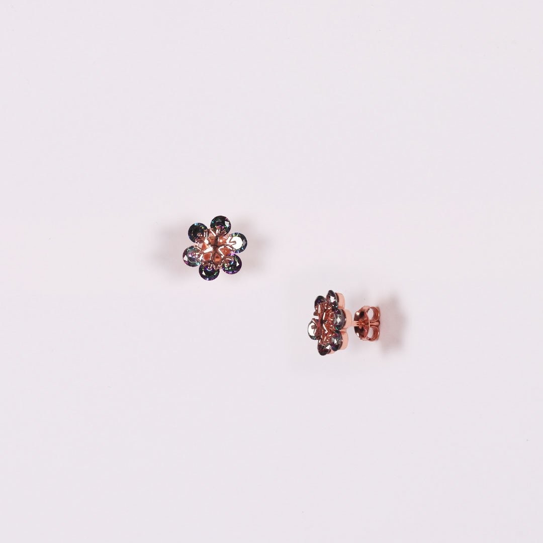 Nur Silver Mistik Topaz Çiçek Gümüş Küpe NUR-KP01471