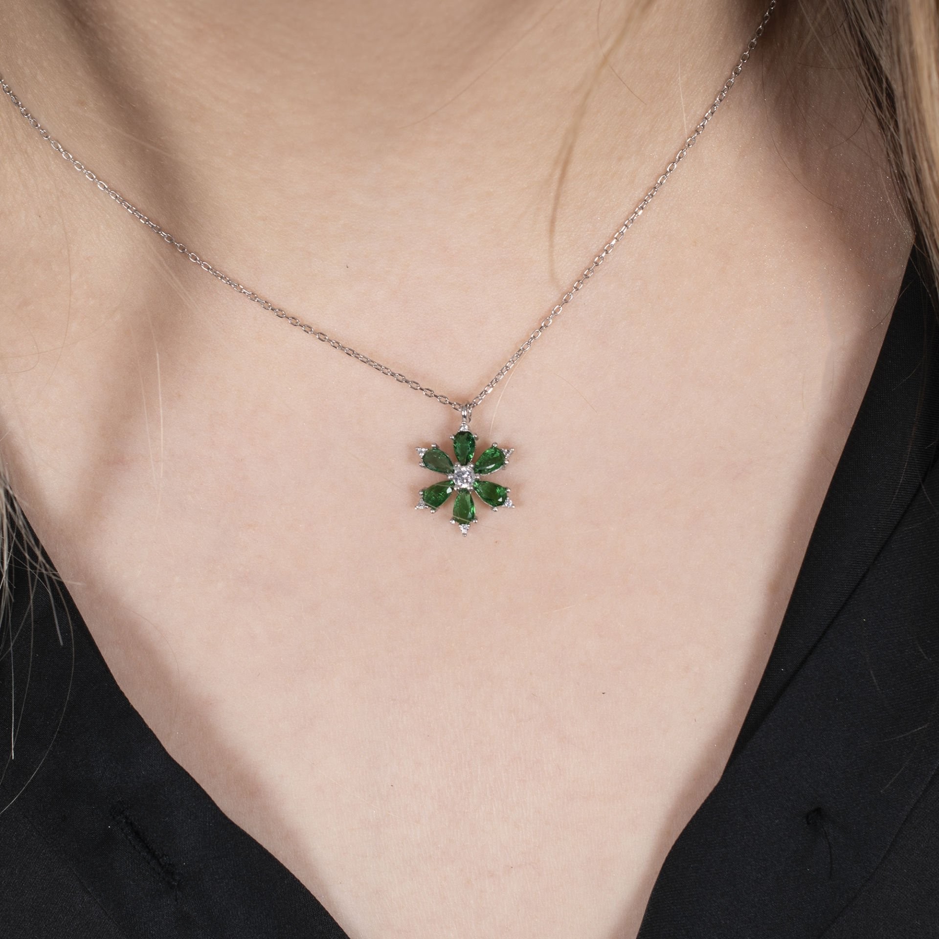 Nur Silver Yeşil Lotus Çiçeği Gümüş Kolye NUR-KL00237