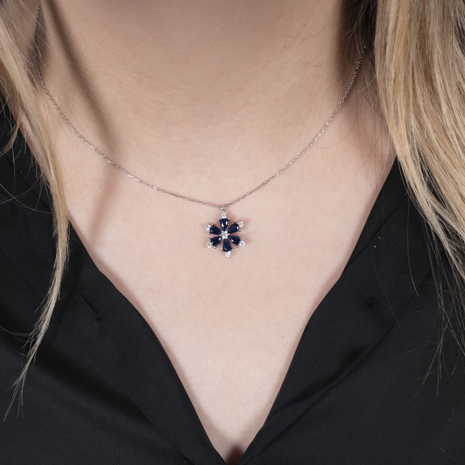 Nur Silver Lacivert Lotus Gümüş Kolye NUR-KY03168