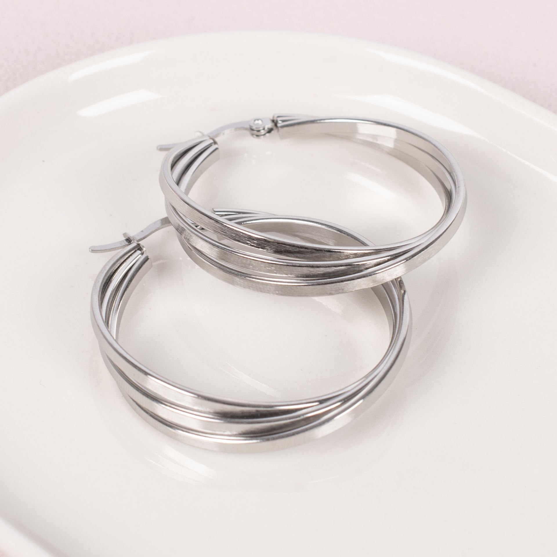 Nur Silver Üç Şerit Çelik Halka Küpe NUR-CP00252