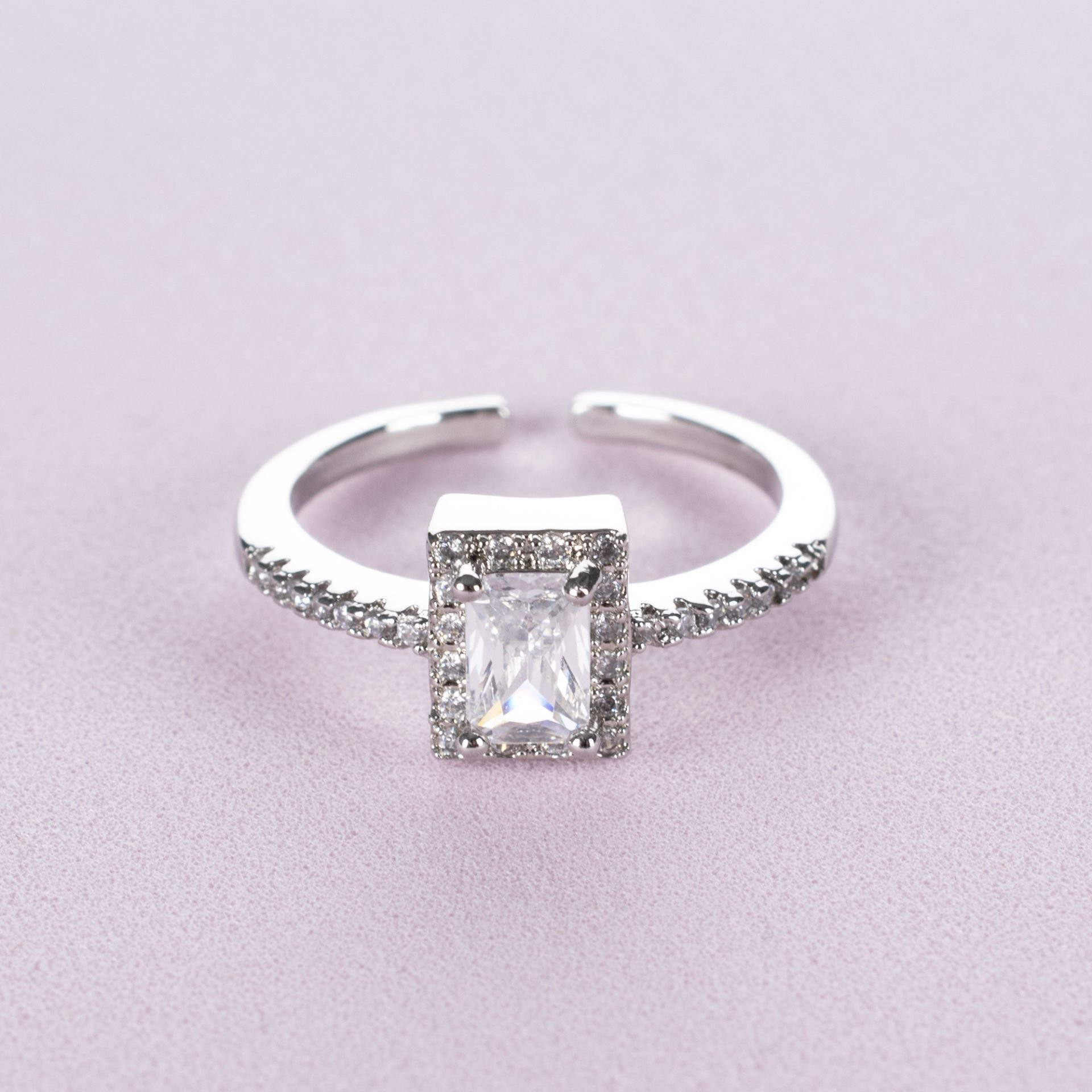 Nur Silver Baget Taşlı Gümüş Yüzük NUR-YK00410