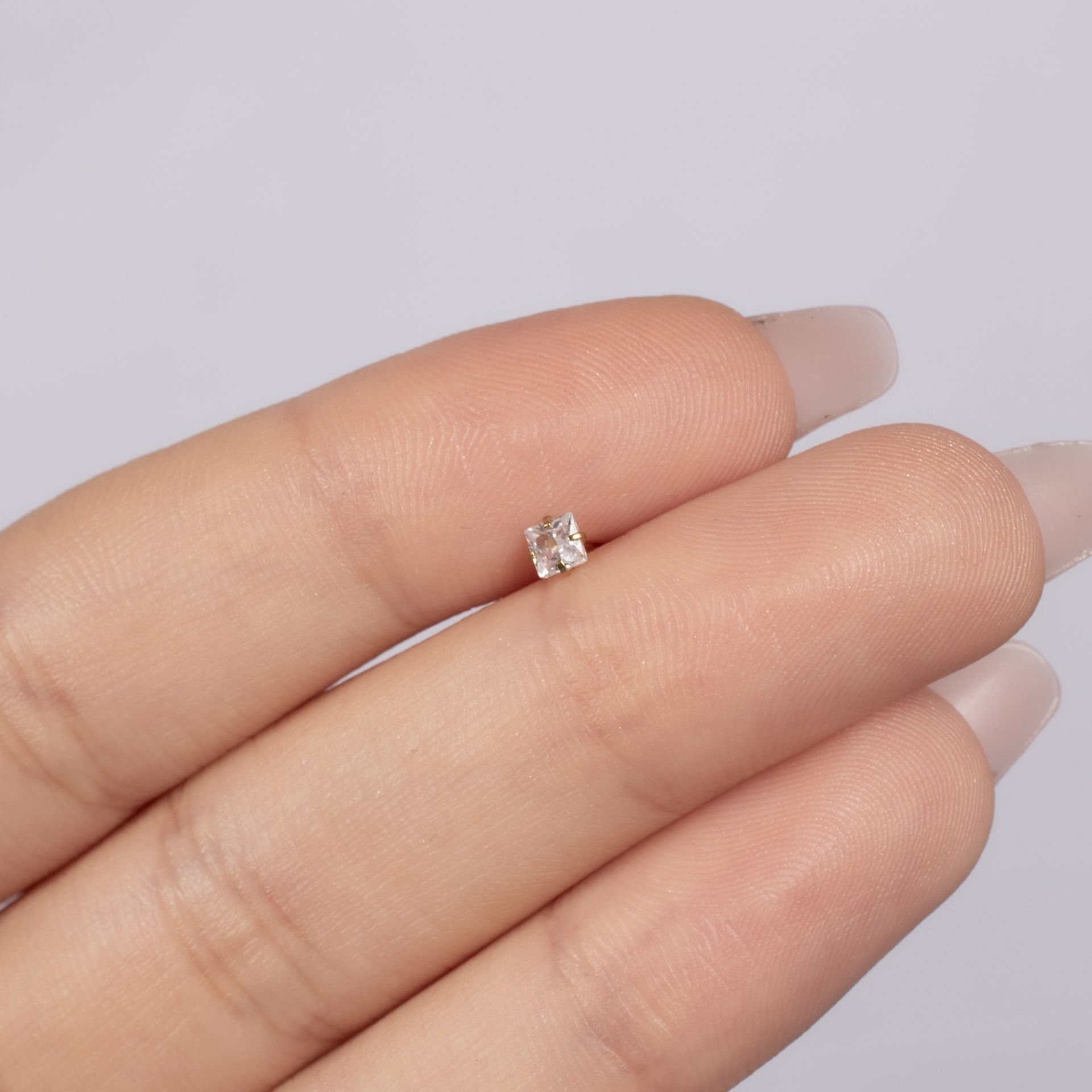 Nur Silver Kare Çelik Tragus Küpe NUR-KE03345
