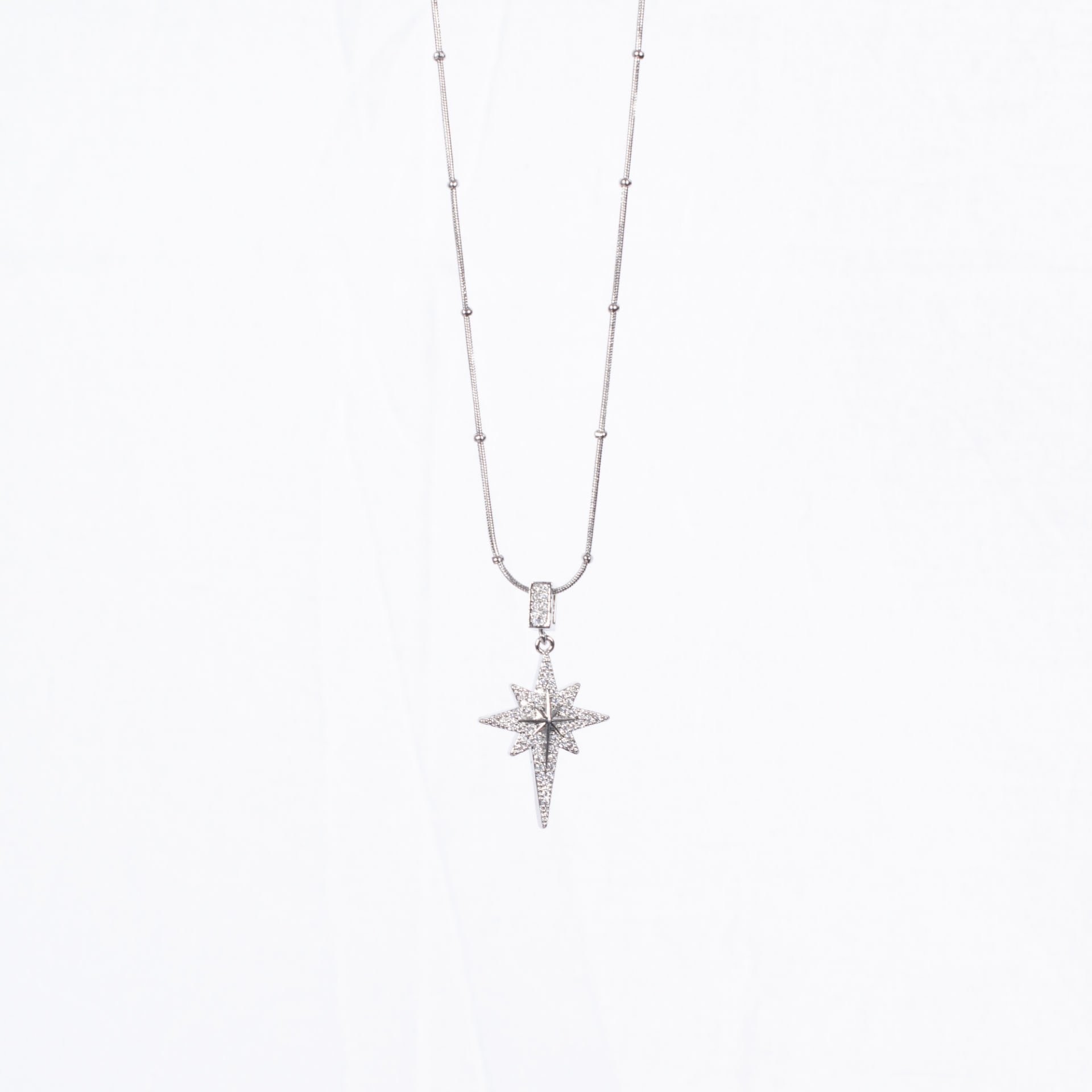 Nur Silver Taşlı Kutup Yıldız Çelik Kolye NUR-CL00316