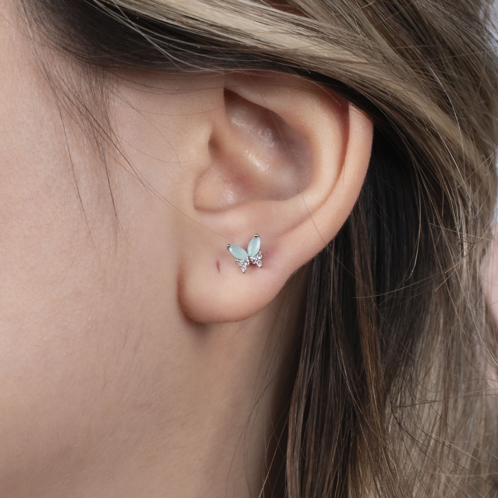 Nur Silver Kelebek Çelik Tragus Küpe NUR-KE03344