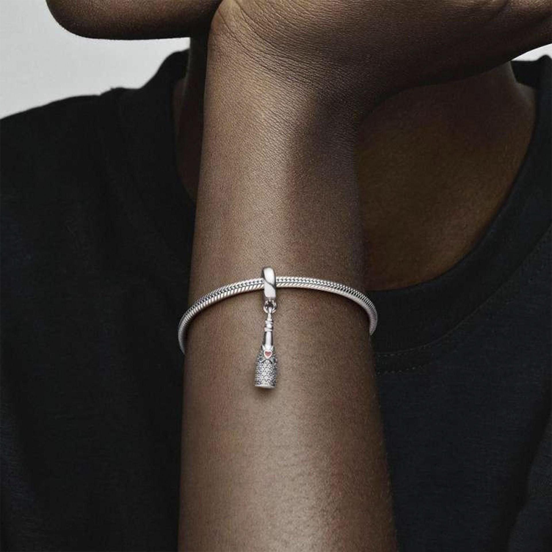 Nur Silver Şarap Şişesi Gümüş Sallantılı Charm NUR-CH00011