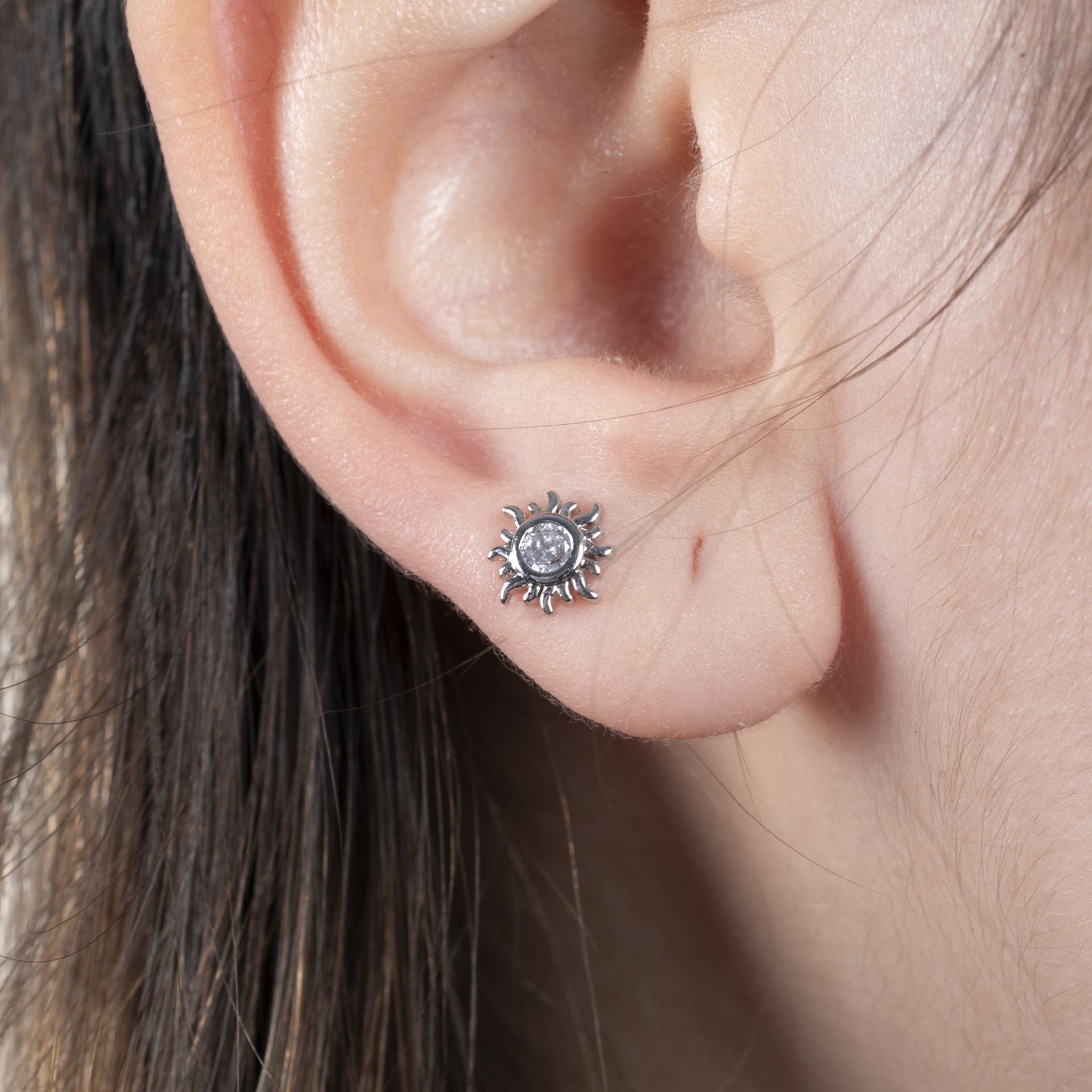 Nur Silver Güneş Çelik Tragus Küpe NUR-KE03312