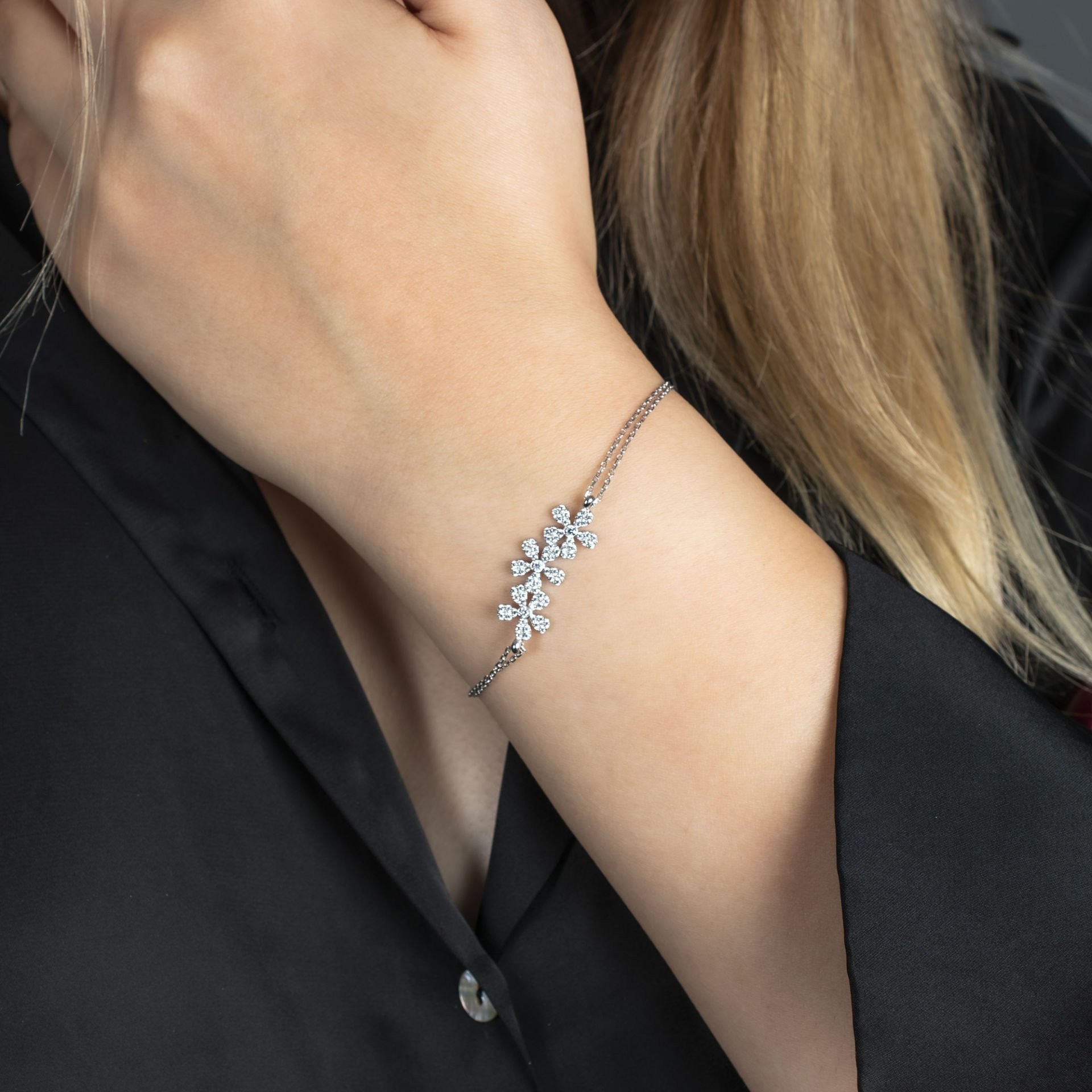 Nur Silver Sıralı Çiçek Model Gümüş Bileklik NUR-BK00144