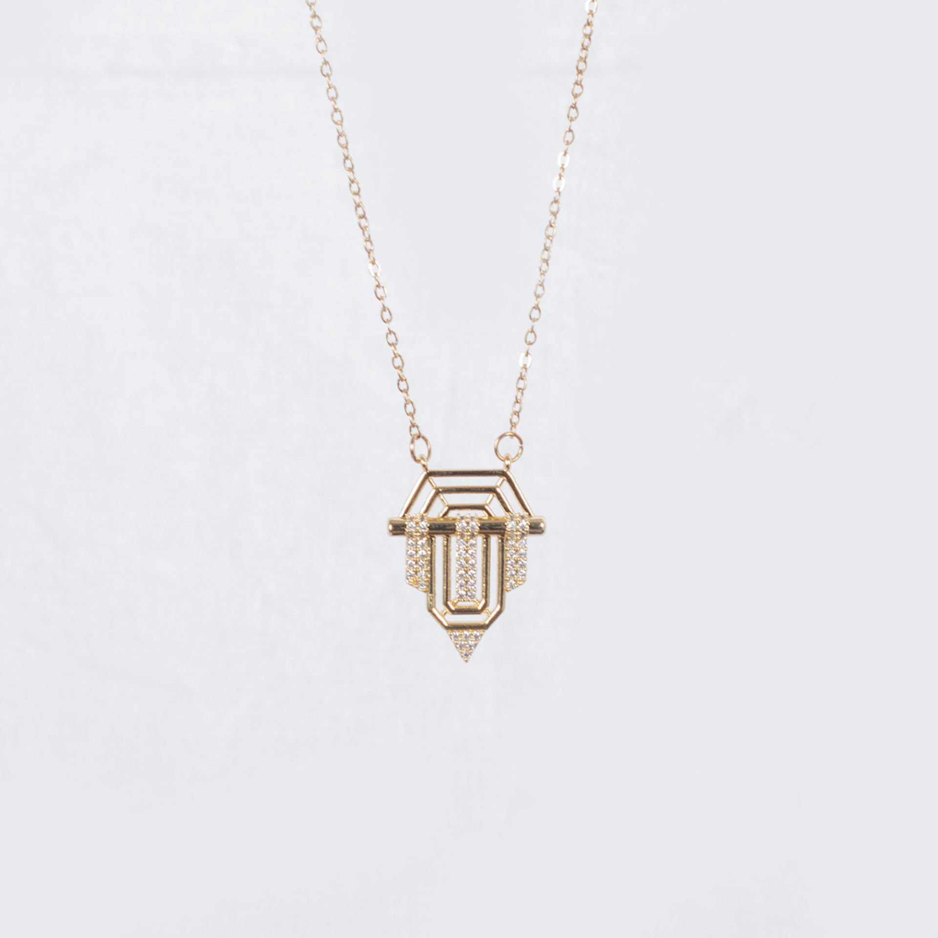 Nur Silver Rozet Gold Çelik Kolye NUR-CL00383