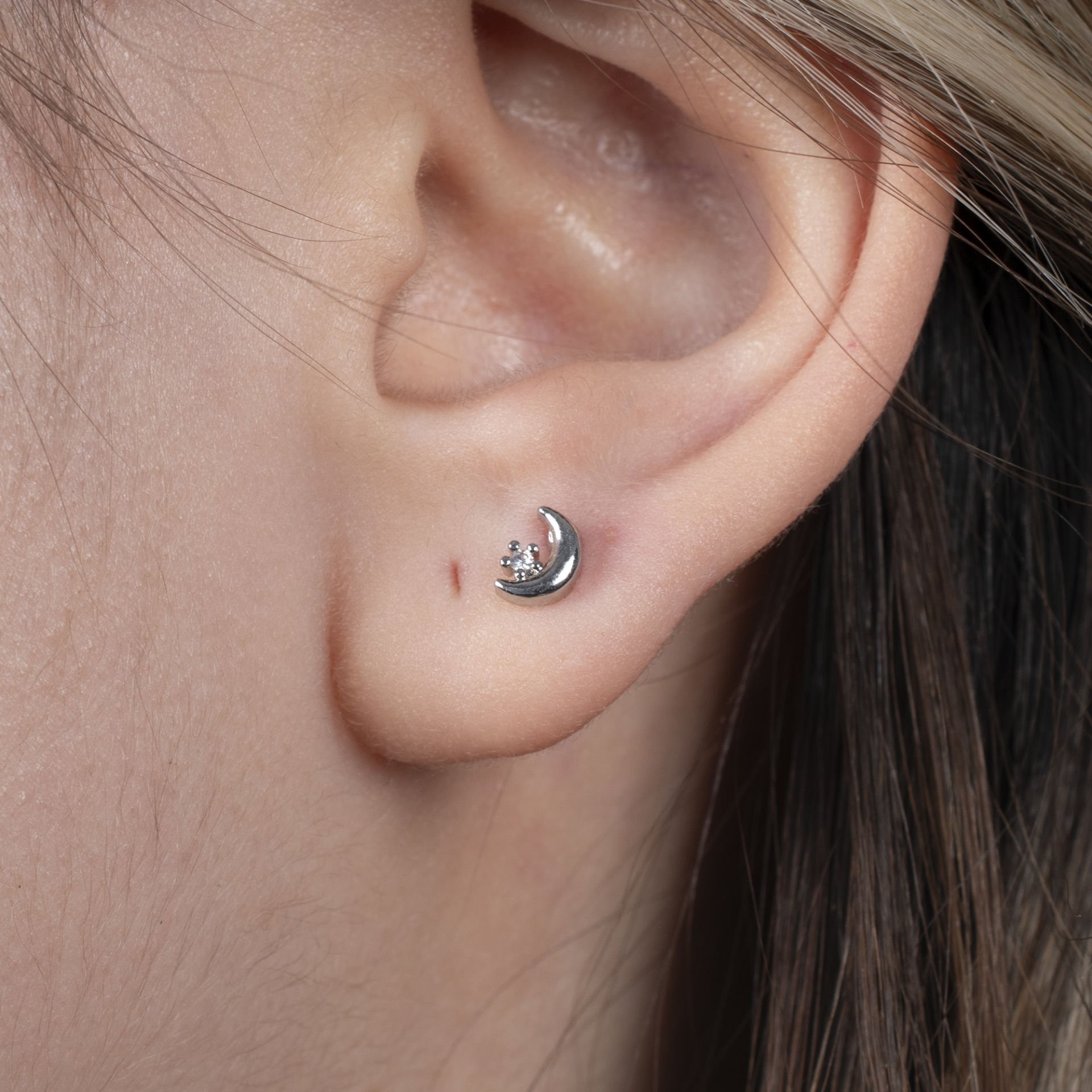 Nur Silver Minik Yıldız ve Ay Çelik Tragus Küpe NUR-KE03331