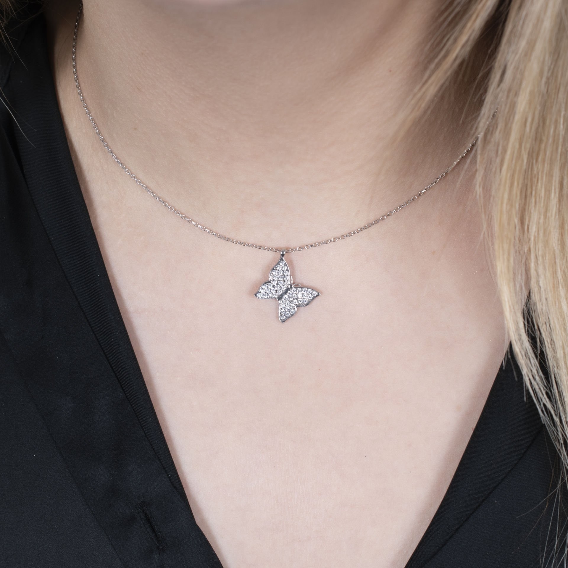Nur Silver Taş İşlemeli Kelebek Gümüş Kolye NUR-KY03172