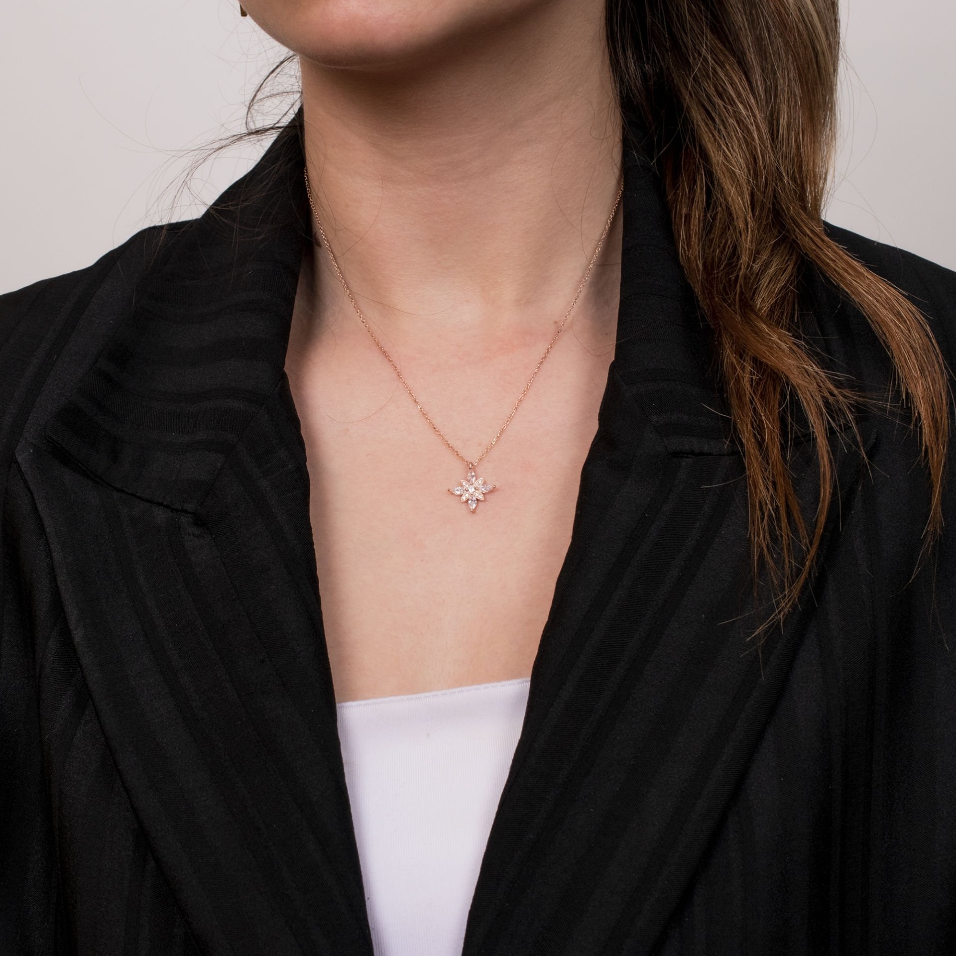 Nur Silver Umut Çiçeği Gümüş Kolye NUR-KL02605