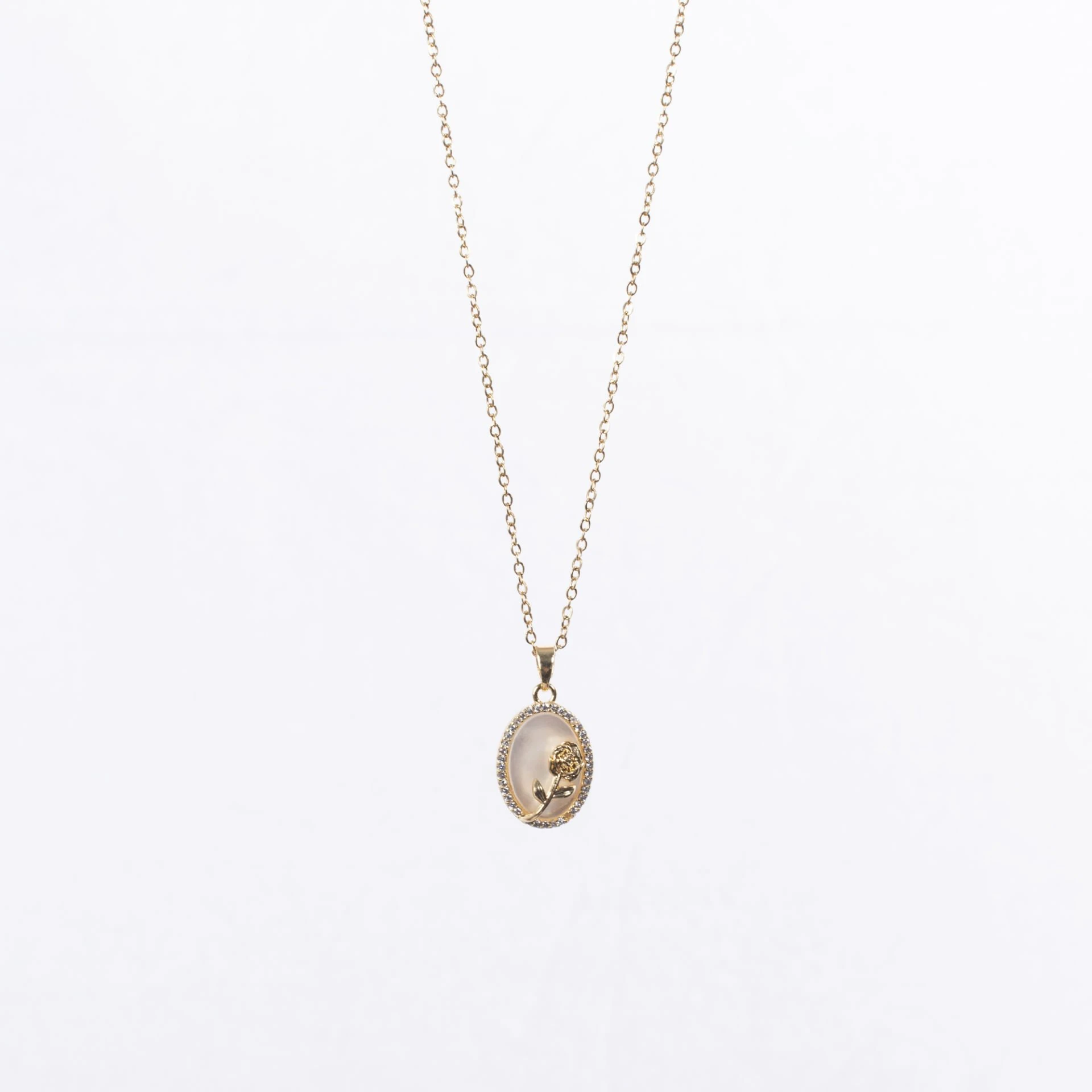 Nur Silver Gül Detay Gold Çelik Kolye NUR-CL00332