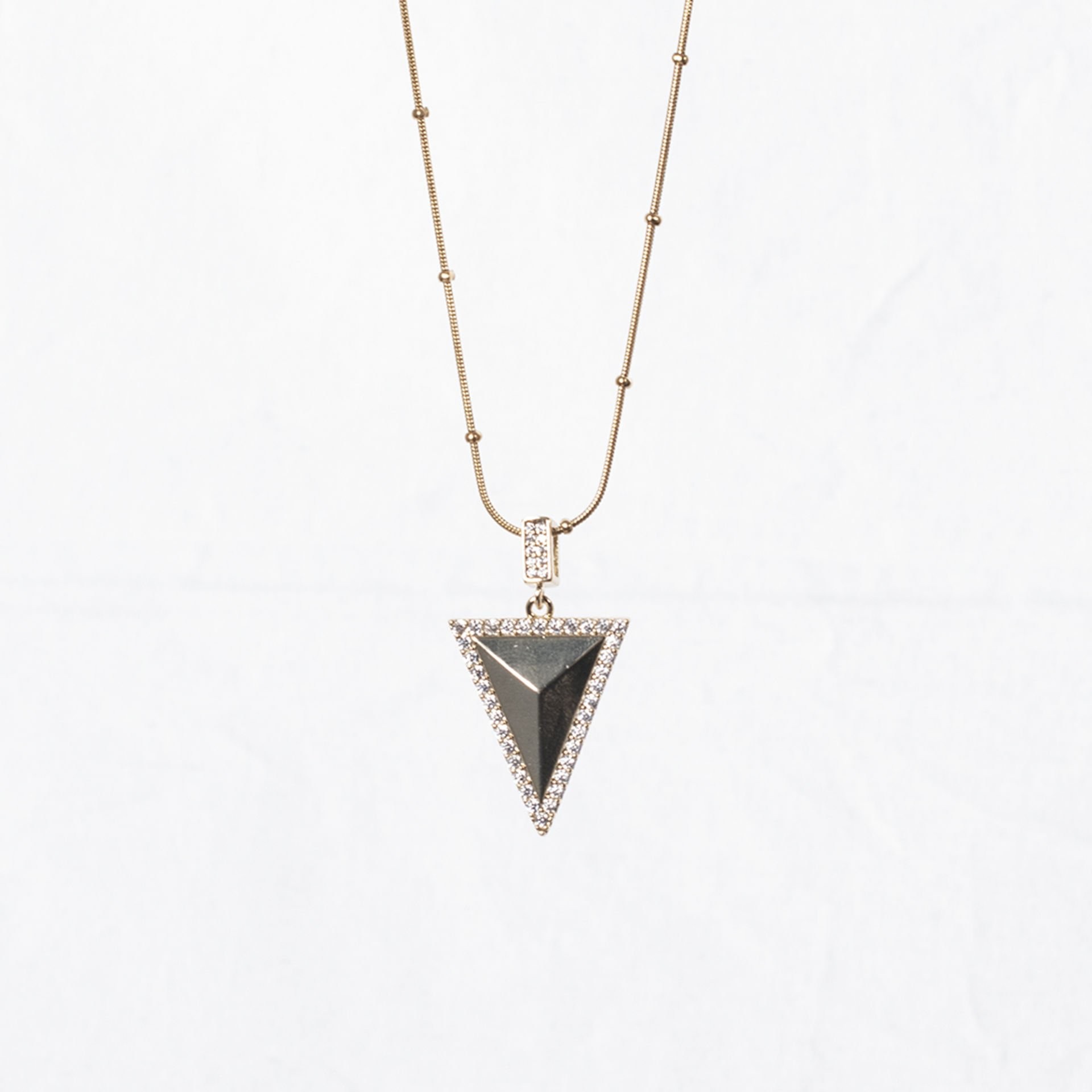 Nur Silver Üçgen Plaka Gold Çelik kolye NUR-CL00351