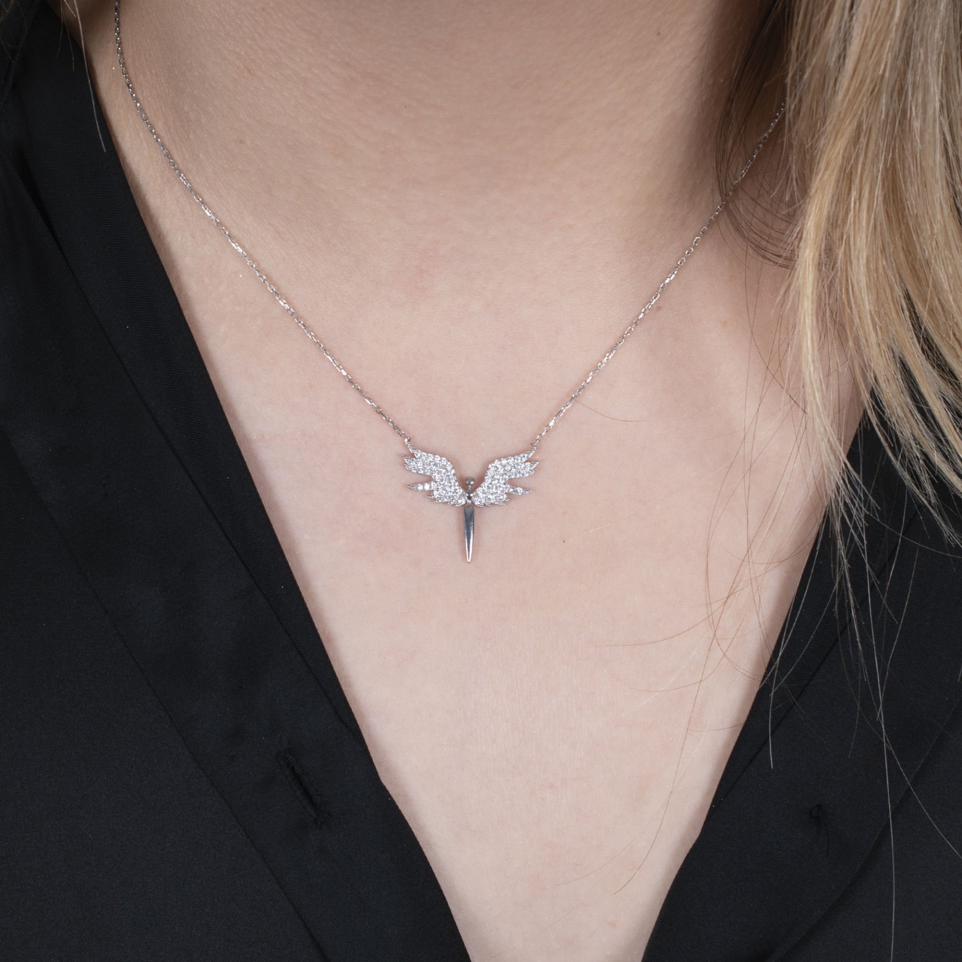 Nur Silver Taş Detaylı Melek Kanadı Gümüş Kolye NUR-KL00240