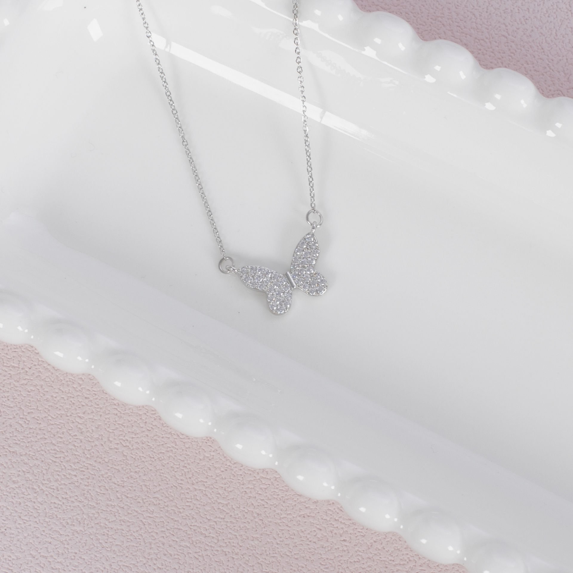 Nur Silver Taşlı Kelebek Çelik Kolye NUR-CL00406