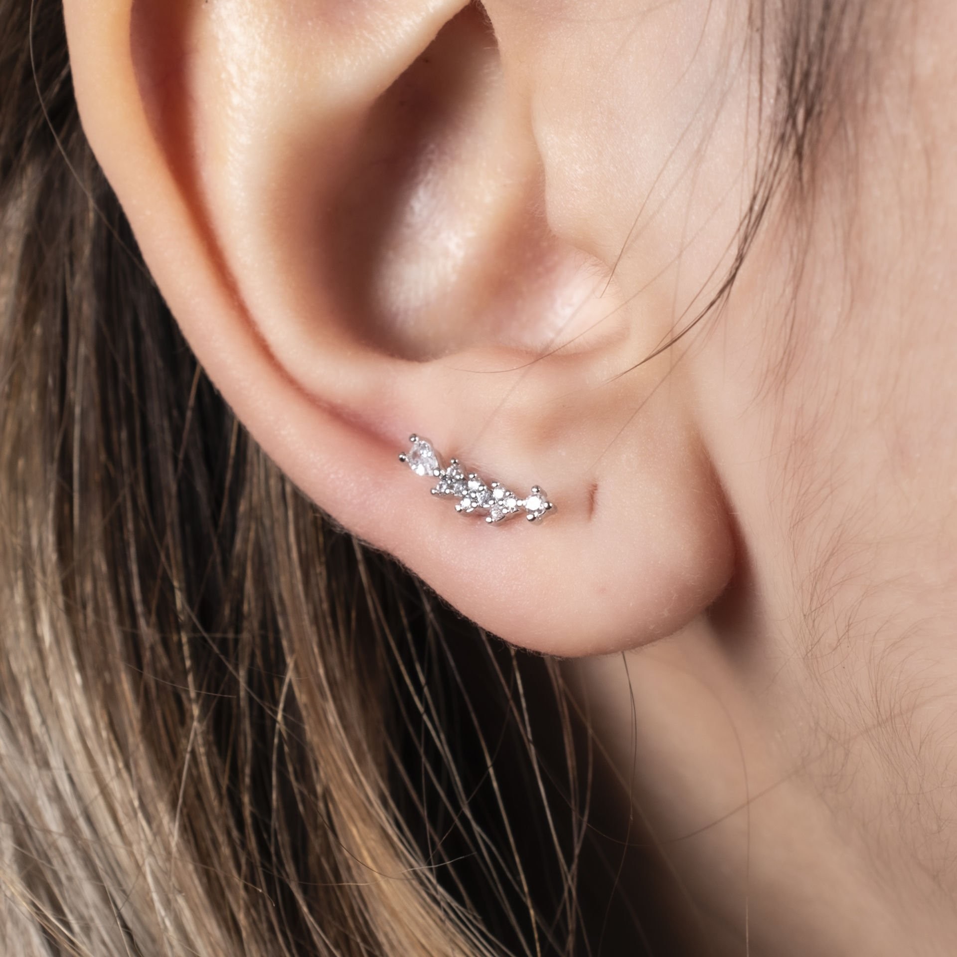 Nur Silver Taşlı Çelik Tragus Küpe NUR-KE03305