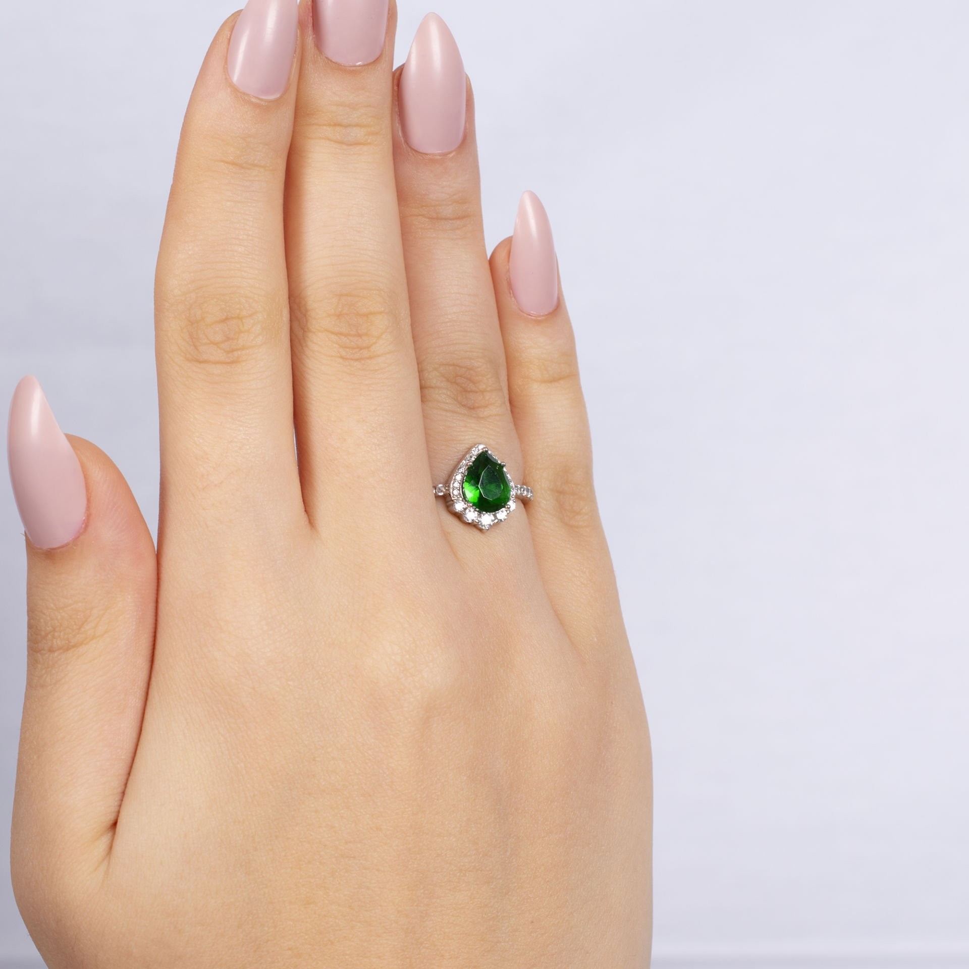 Nur Silver Damla Kesim Yeşil Taşlı Gümüş Yüzük NUR-YK00331