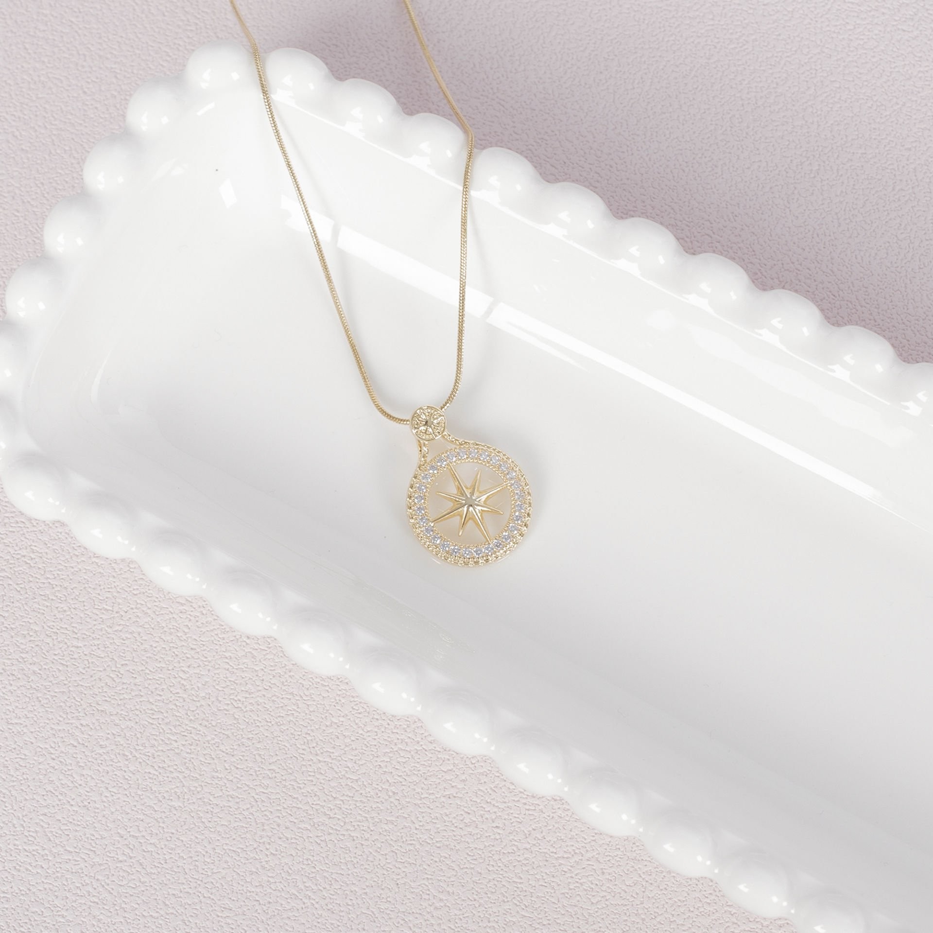 Nur Silver Taşlı Halkalı Kutup Yıldızlı Detay Çelik Kolye NUR-CL00395