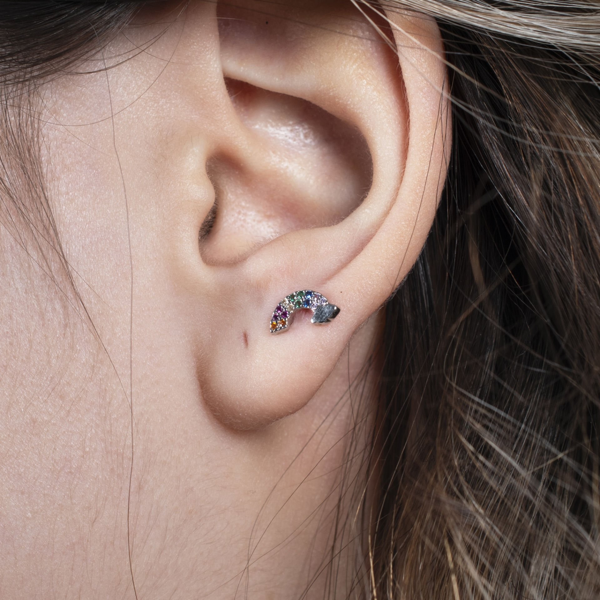 Nur Silver Gökkuşağı Çelik Tragus Küpe NUR-KE03309