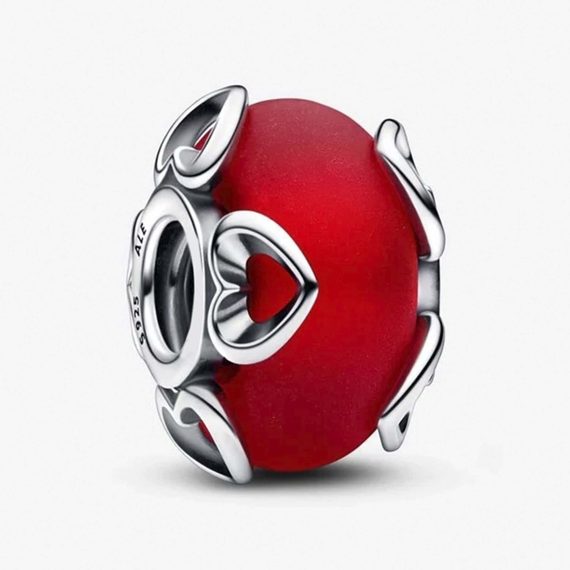 Nur Silver Buzlu Kırmızı Murano Cam ve Kalpler Gümüş Charm NUR-CM00339
