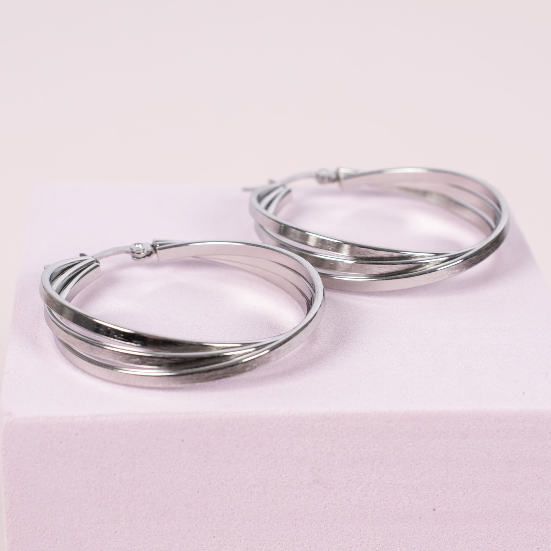 Nur Silver Üç Şerit Çelik Halka Küpe NUR-CP00252