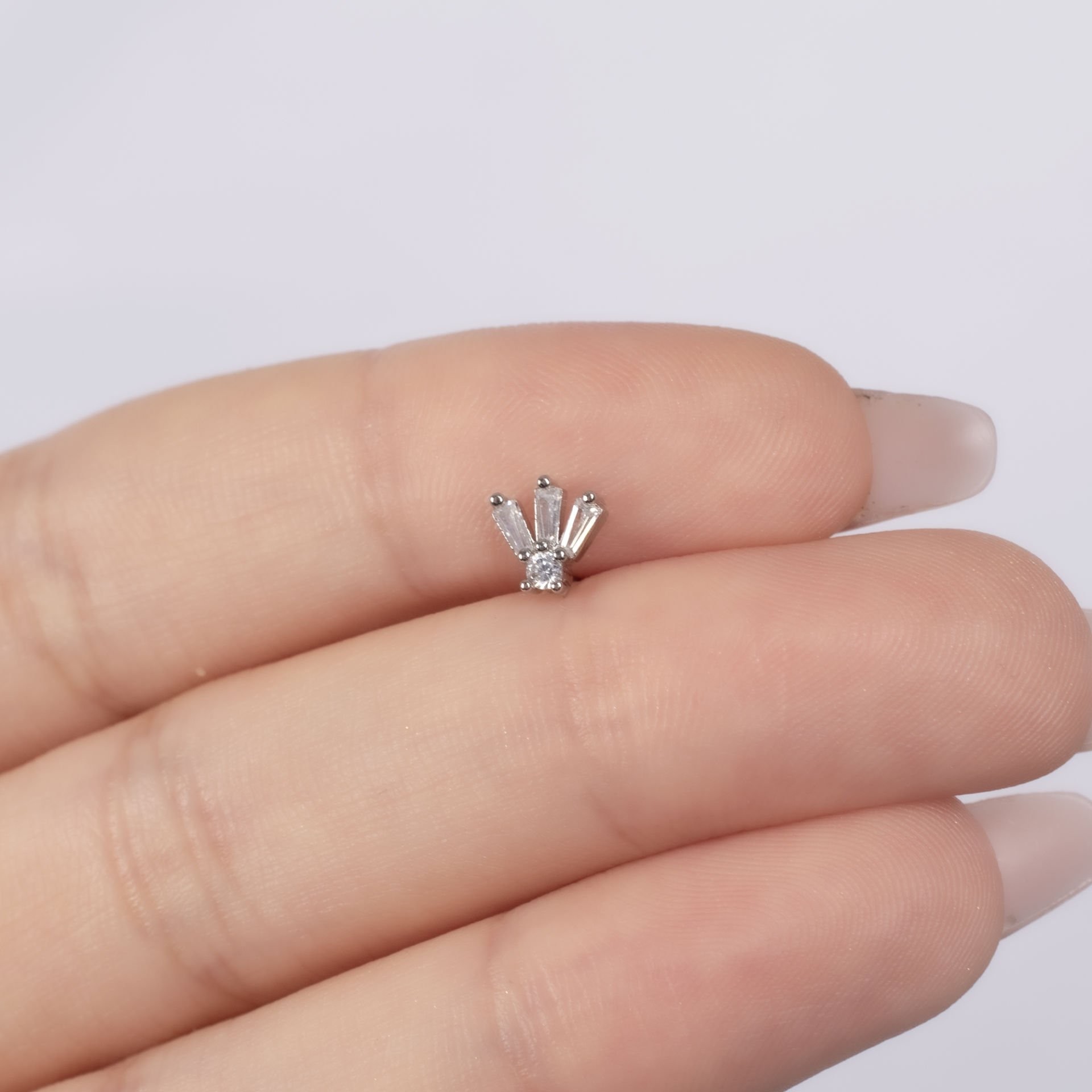 Nur Silver Çelik Tragus Küpe NUR-KE03348