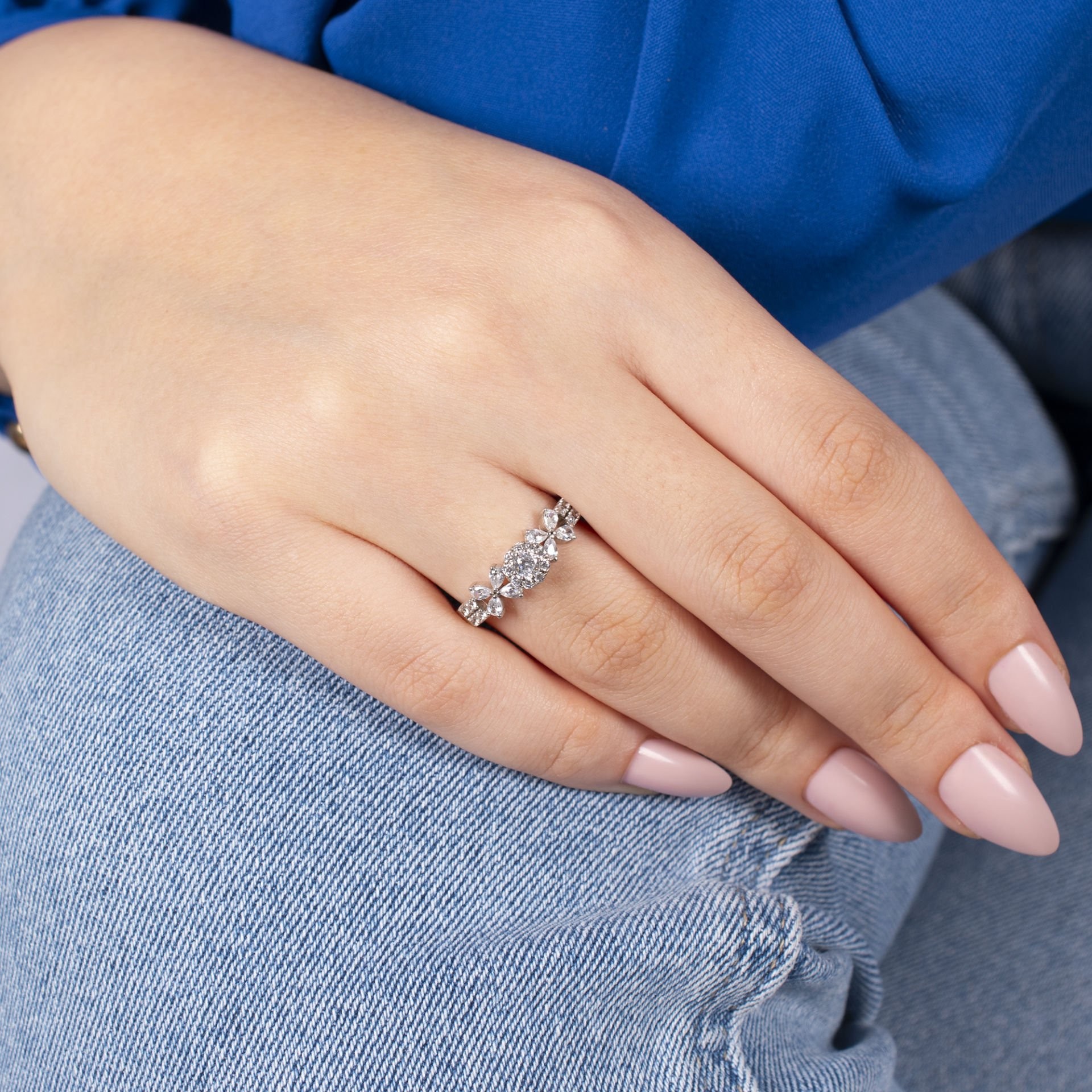 Nur Silver Çiçek Taşlı Gümüş Yüzük NUR-YK00273