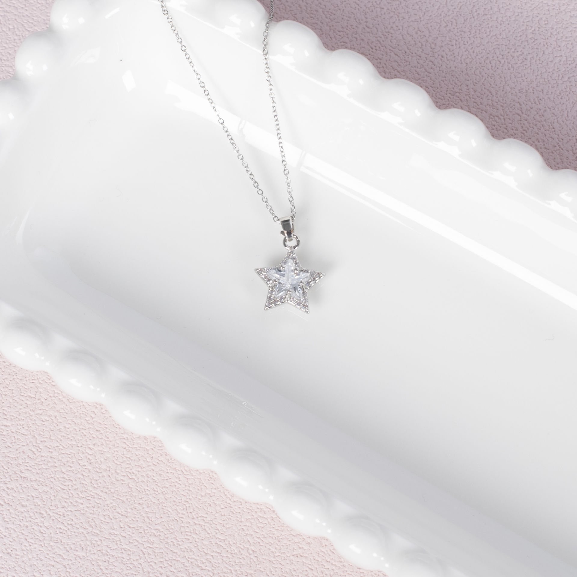 Nur Silver Taşlı Yıldız Çelik Kolye NUR-CL00408