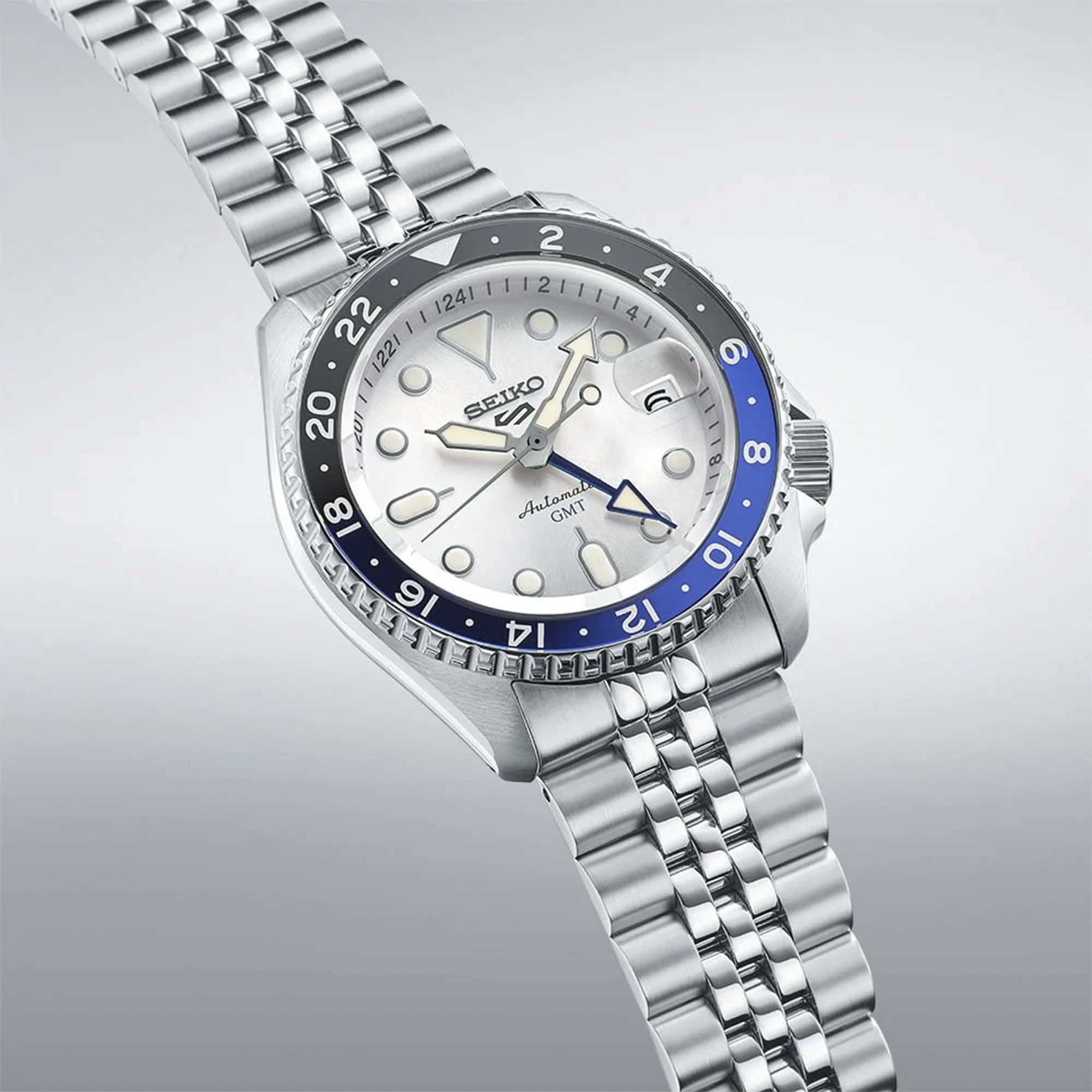 Seiko 5 SPORTS SSK033K Erkek Kol Saati