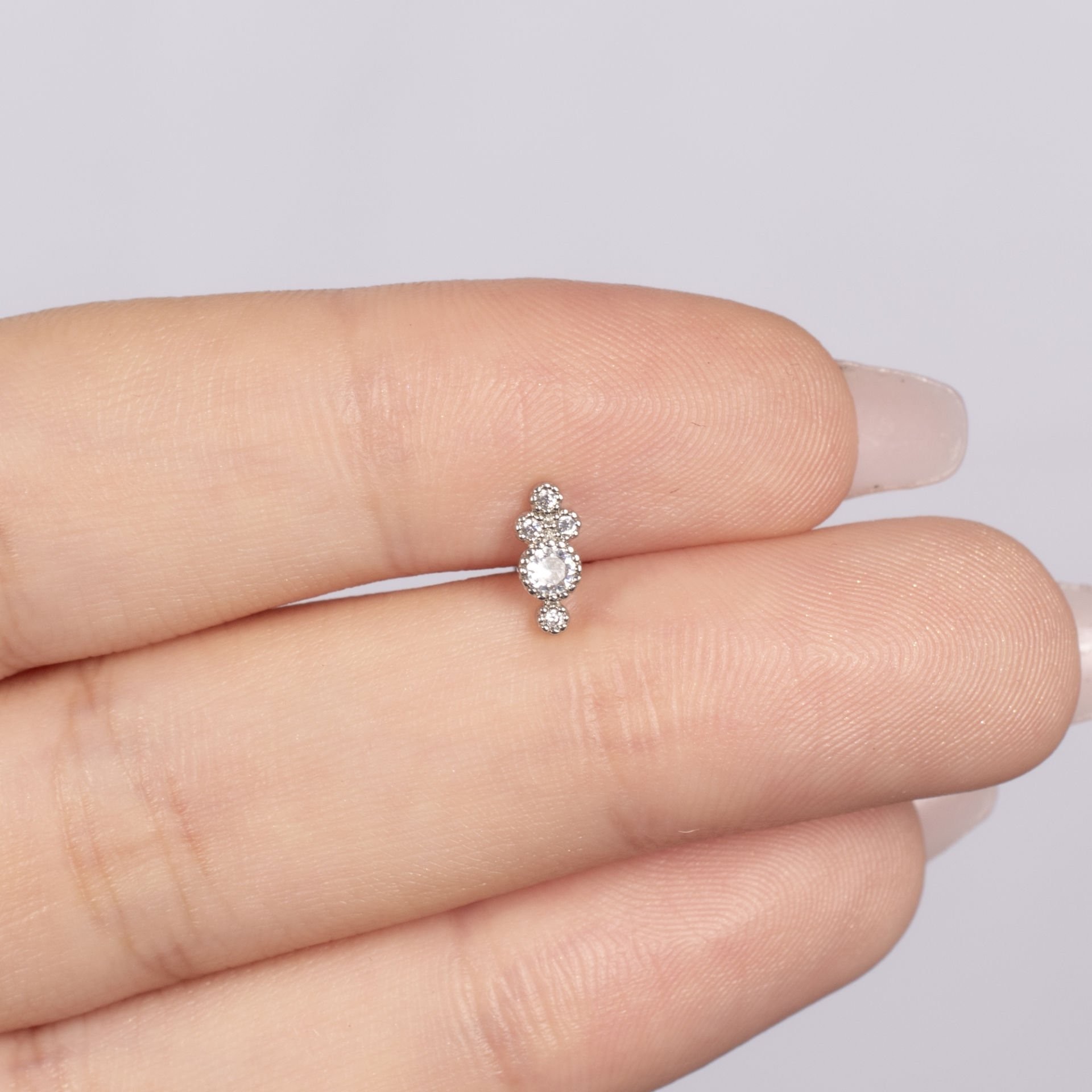 Nur Silver Taşlı Çelik Tragus Küpe NUR-KE03352