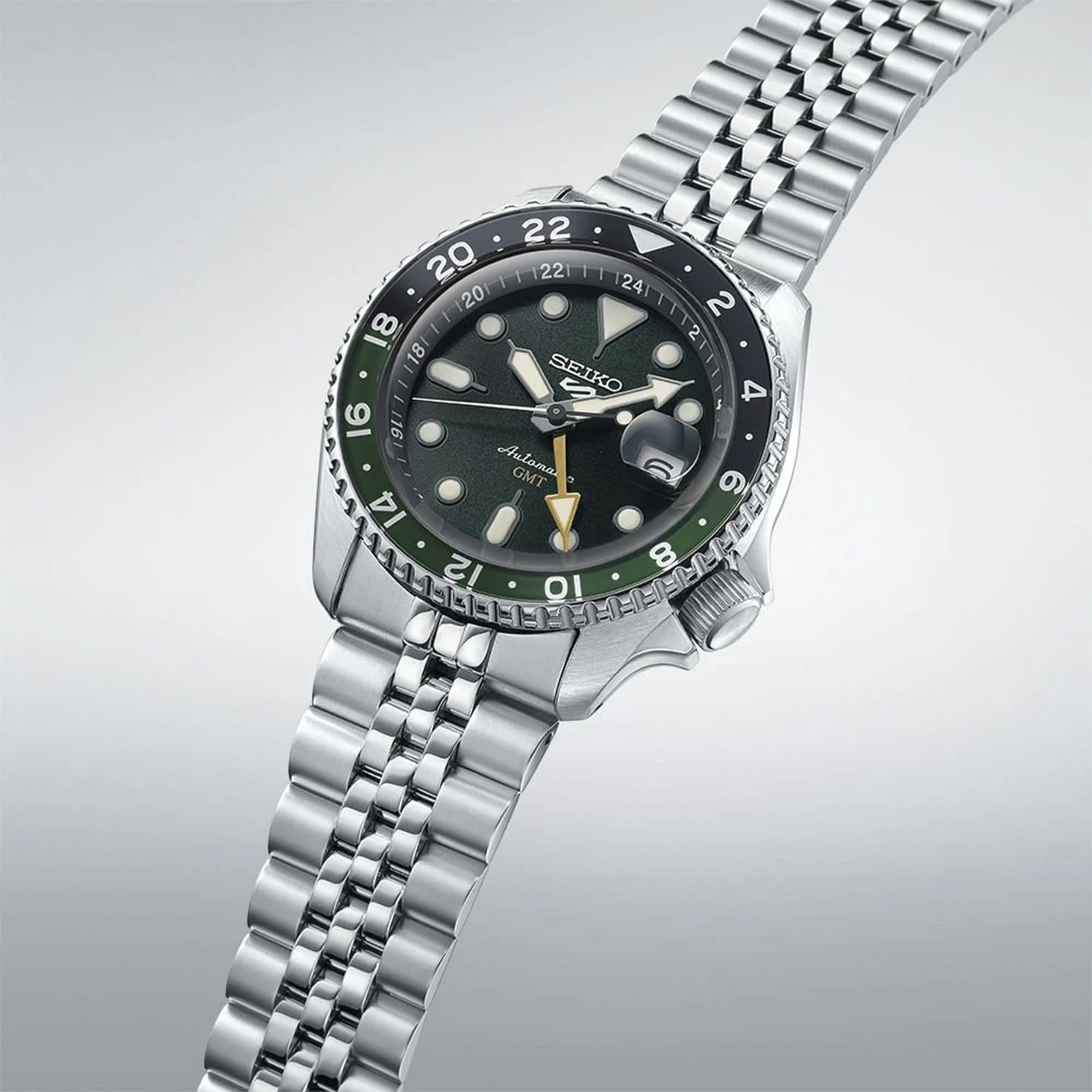 Seiko 5 SPORTS SSK035K Erkek Kol Saati